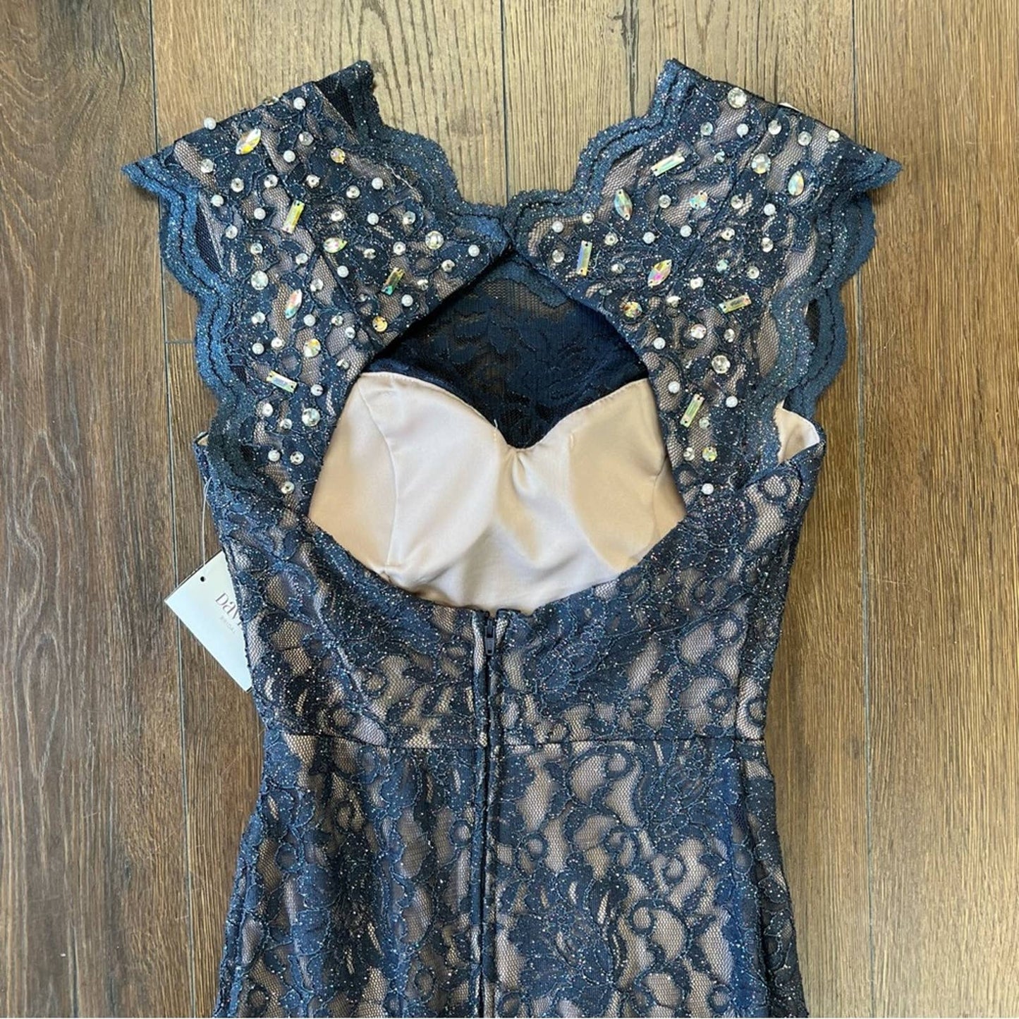 🆕 DAVID'S BRIDAL long lace cap sleeve dress with keyhole back SZ 3