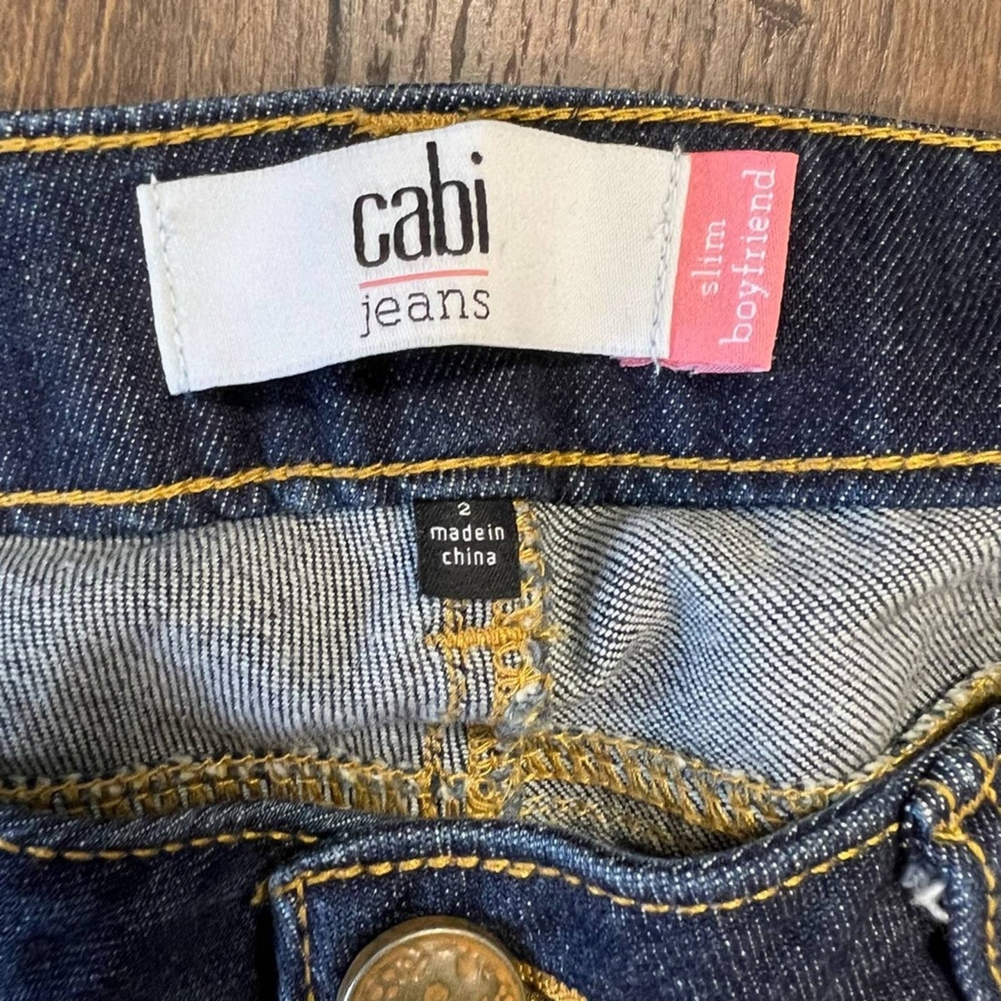 Cabi slim boyfriend jeans SZ 2