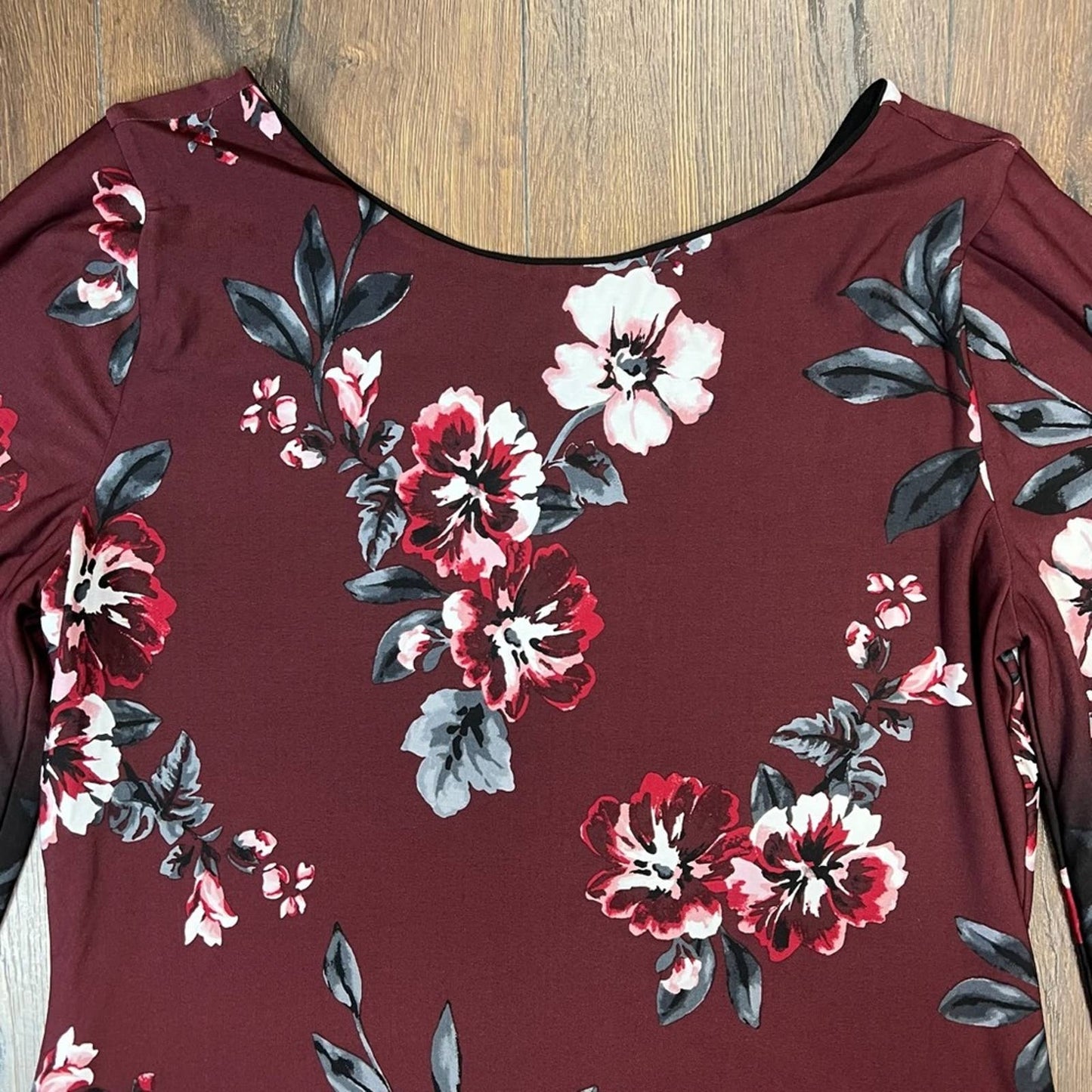 White House black market Ultimate Reversible V-Neck Shift Dress SZ XL