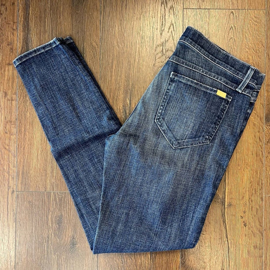 Wildfox mid rise skinny jeans SZ 31/12