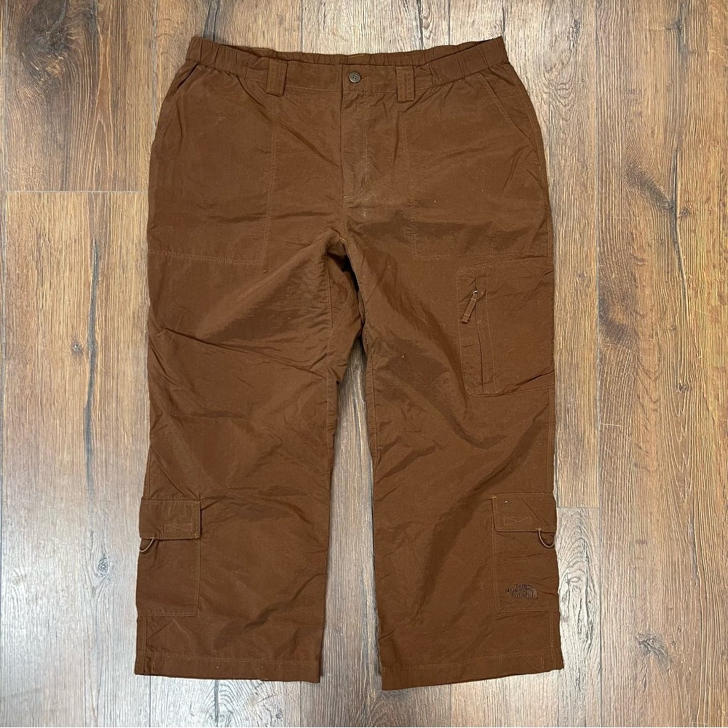 North face brown cargo Capri SZ LG