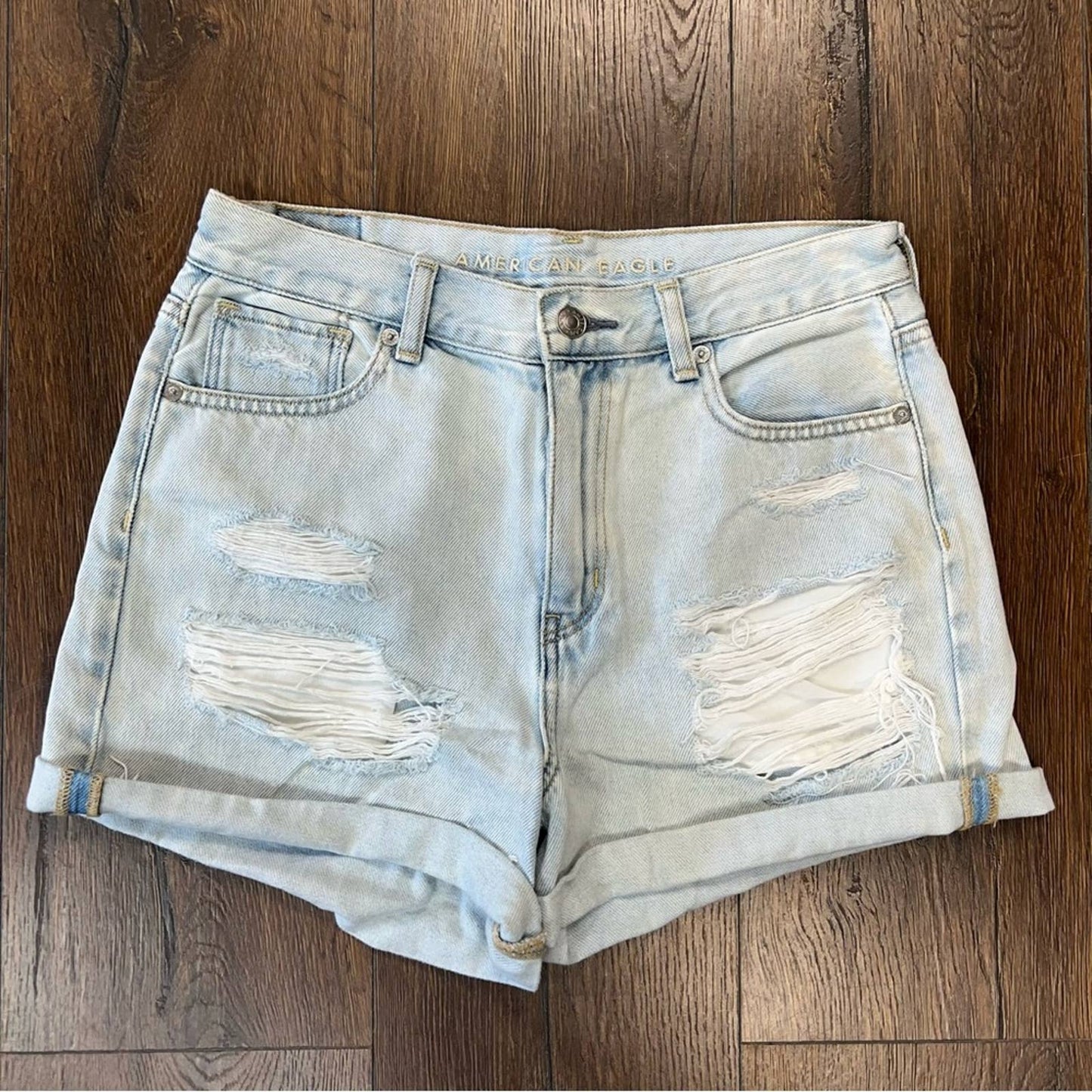American Eagle mom shorts SZ 4