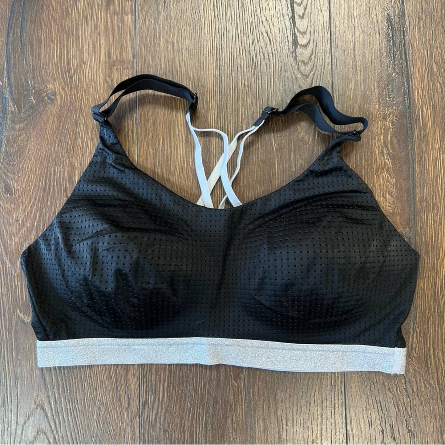 Victoria Secret VSX sports bra SZ 36C