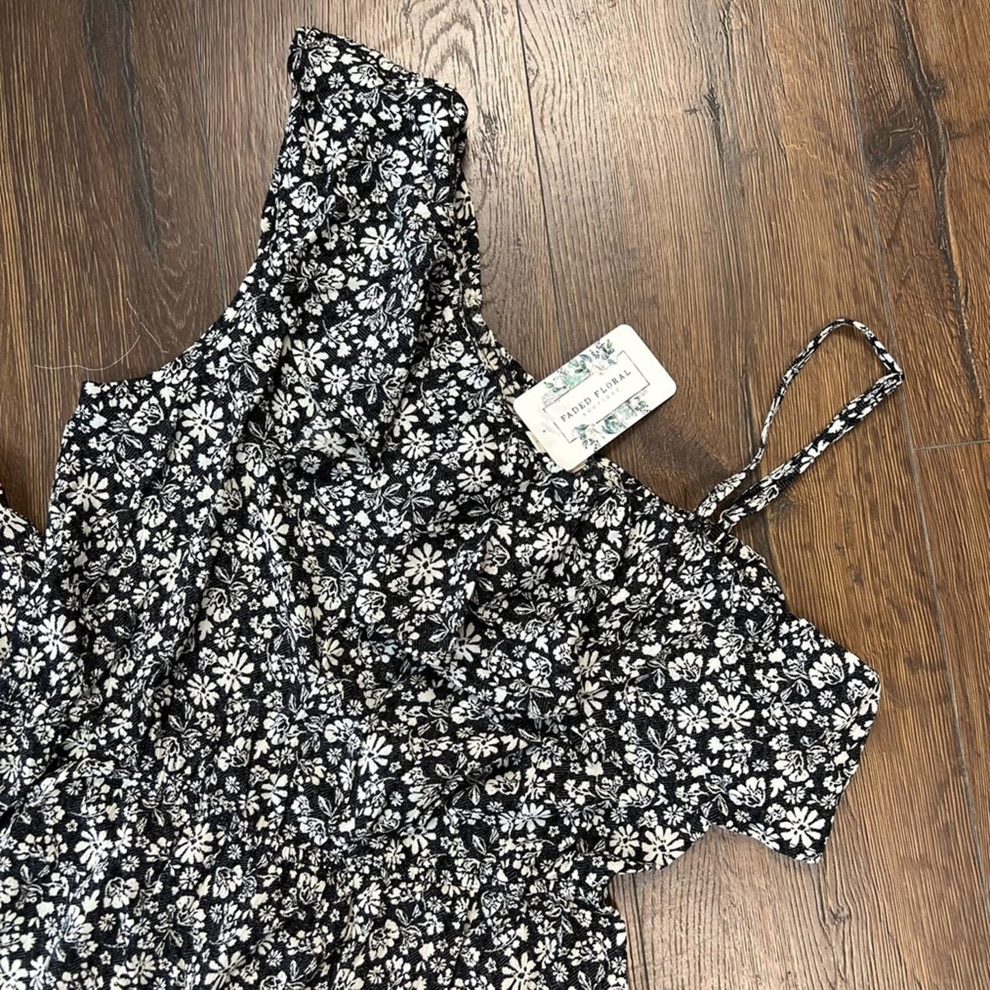 🆕 black and white maxi SZ LG