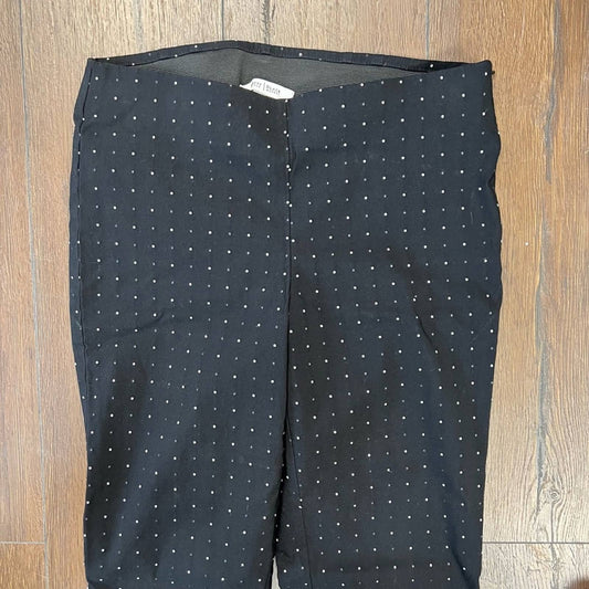 White House black market slim pull on pants SZ 6