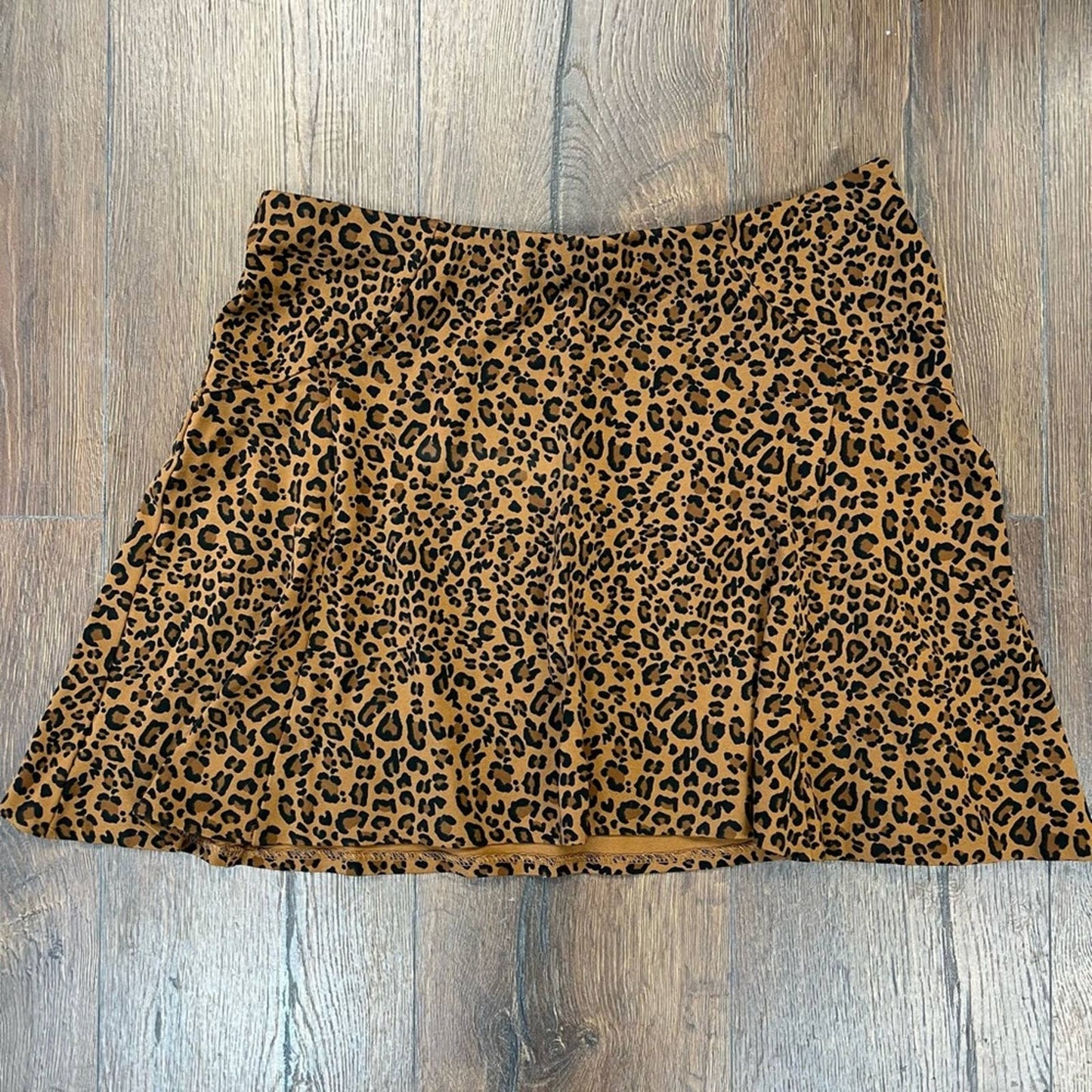 The Limited cheetah print skirt SZ MED