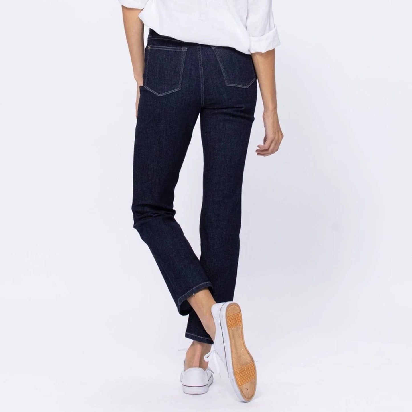 Judy Blue Indigo Blue High Rise Mom Fit SZ 1/25