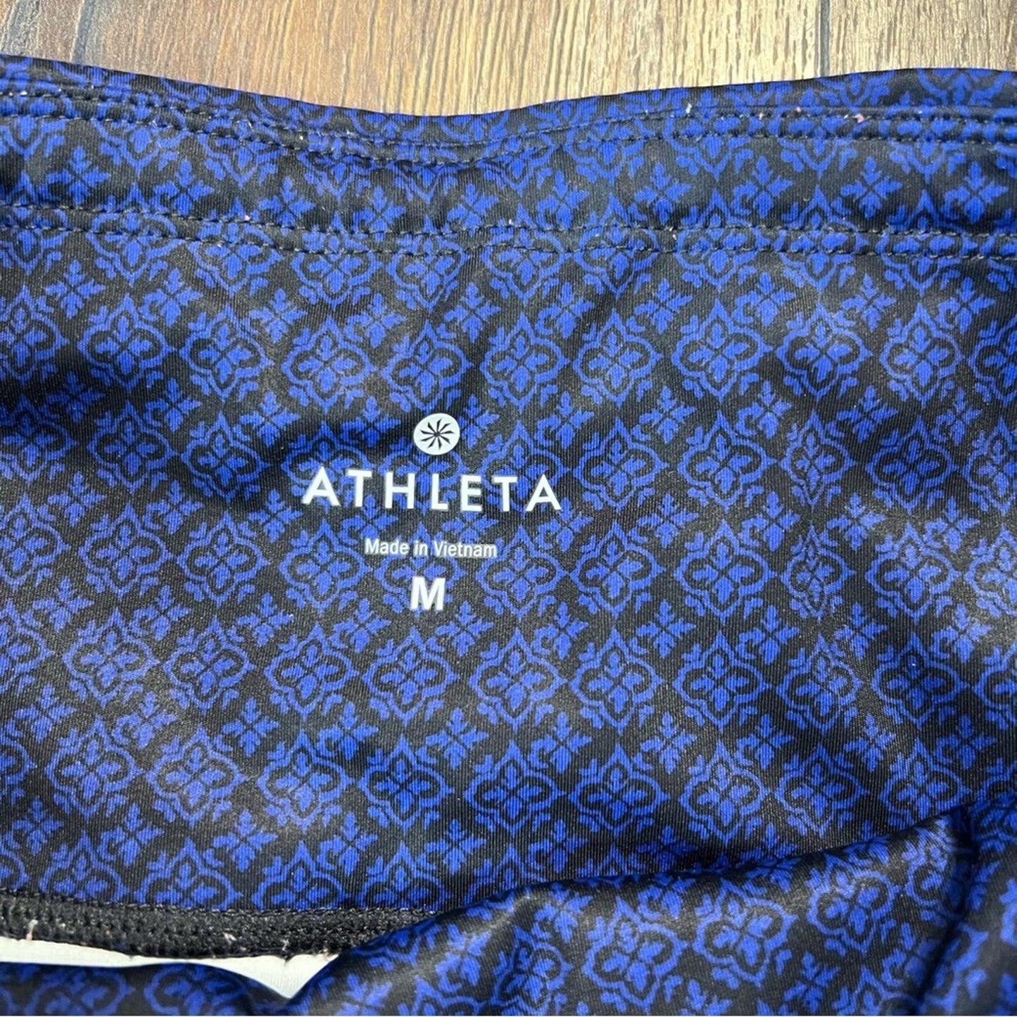 Athleta Lotus Precision 7/8 Tight SZ MED