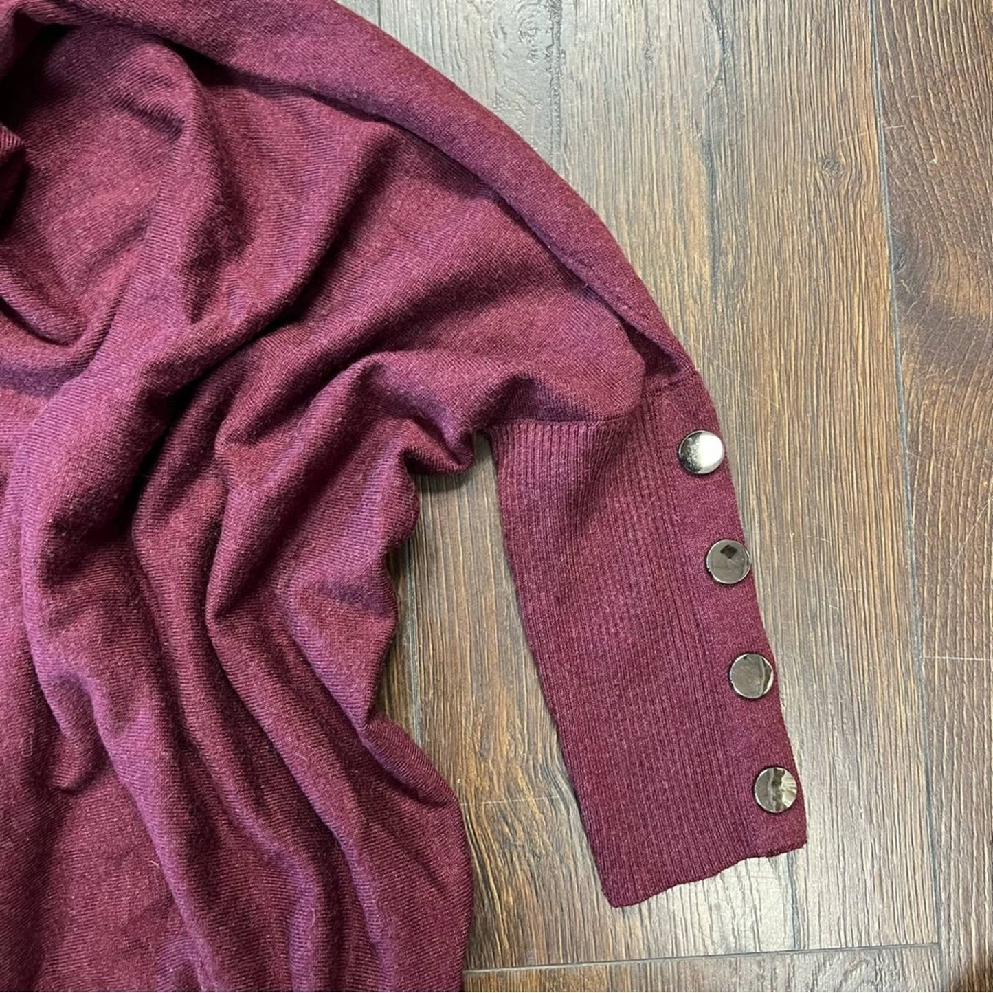 Survival turtleneck poncho sweater SZ SM