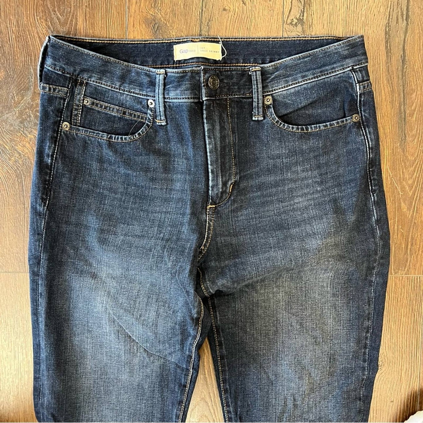 Gap High Rise True Skinny Jeans with Washwell SZ 30/10 Tall