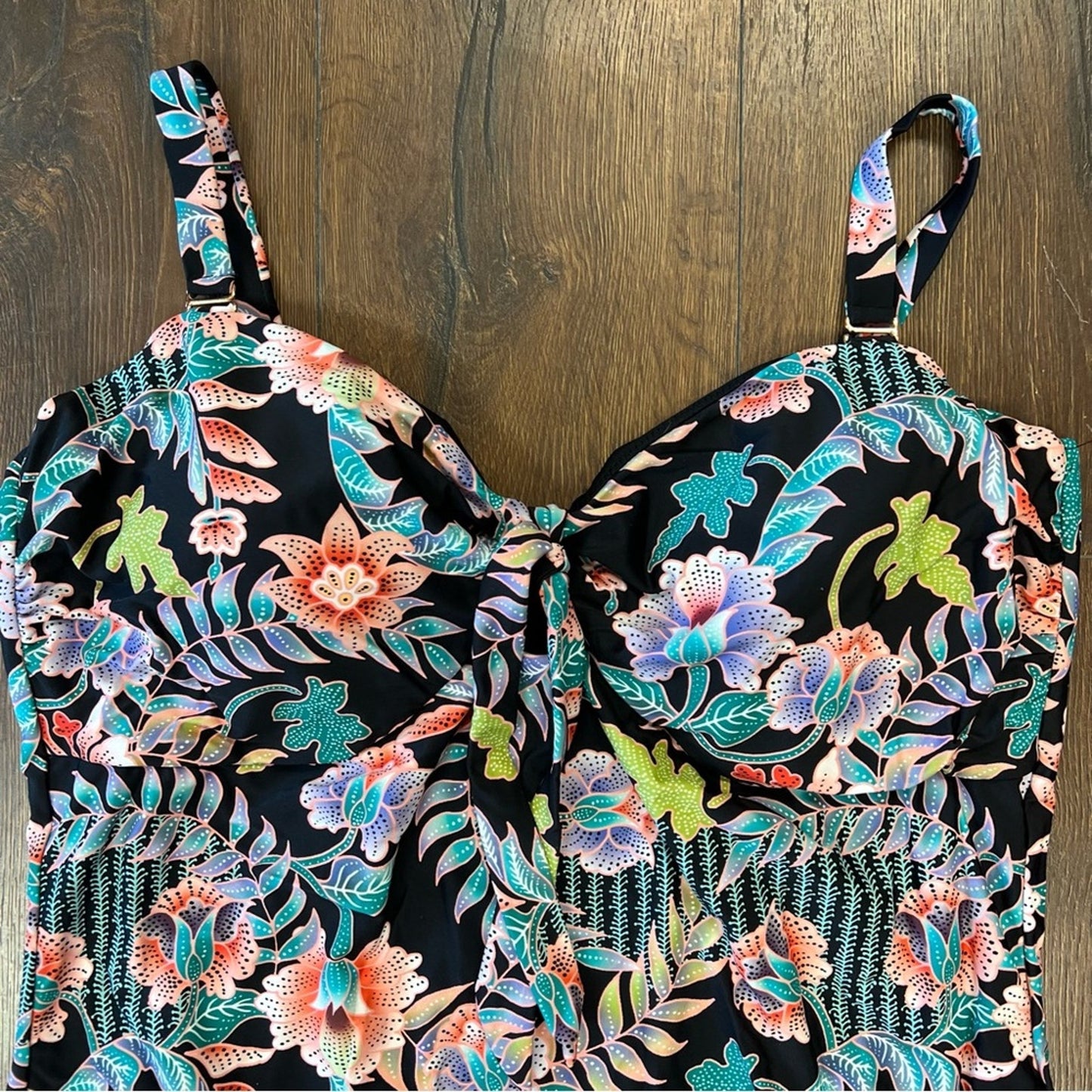 Raisins Curve BLACK ICE Indo Bloom Zanzibar Bandeau One-Piece Swimsuit Size 24W