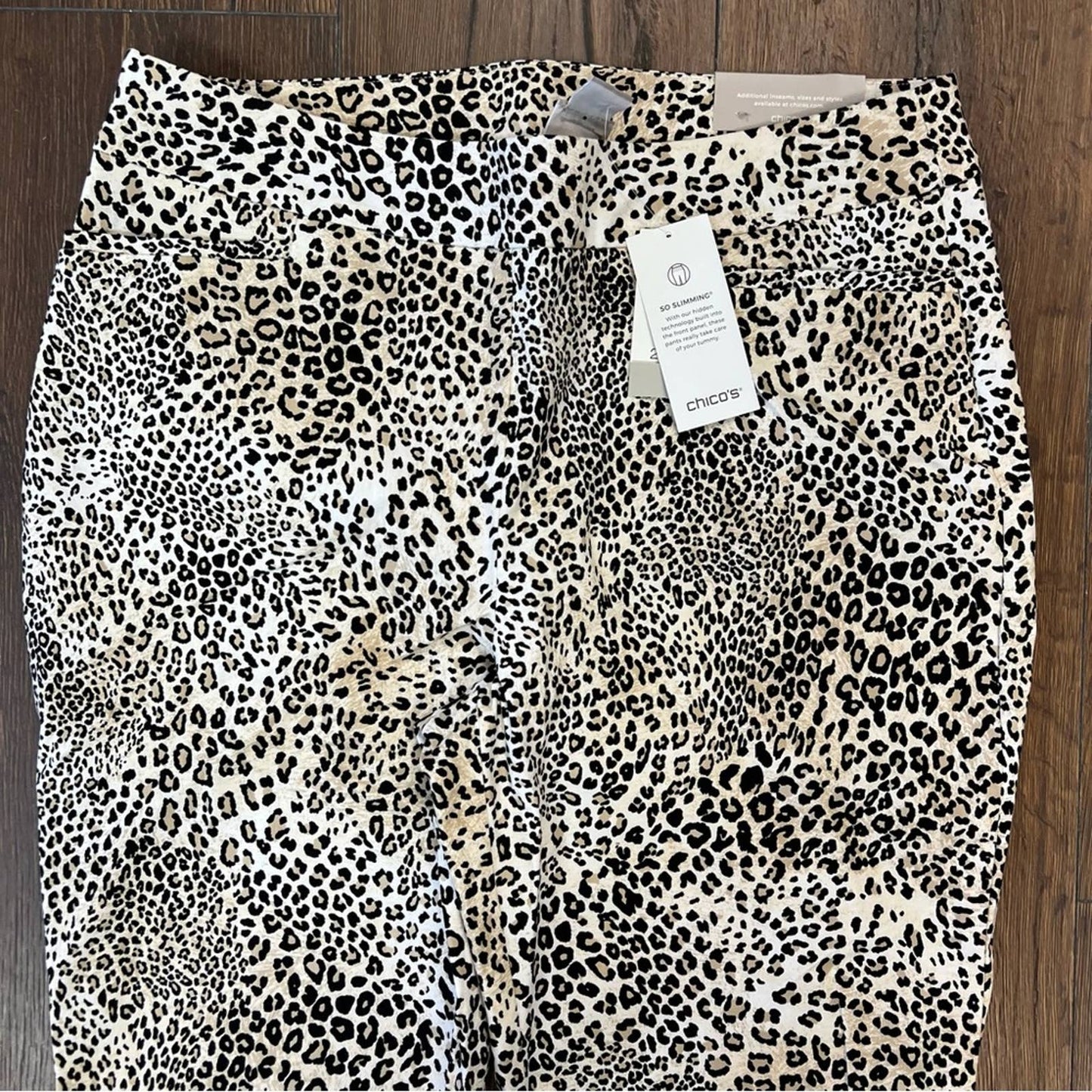 🆕 Chicos So Slimming Brigitte Animal-Print Slim Ankle Pants SZ 2/12