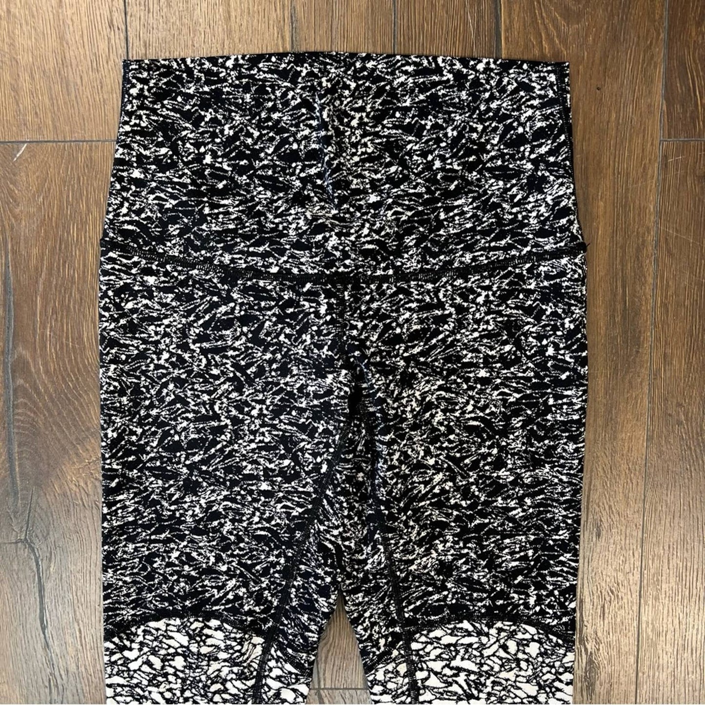 Lululemon Wunder Under (Hi-Rise) IceBreaker/ Iced Wave White Black SZ 8