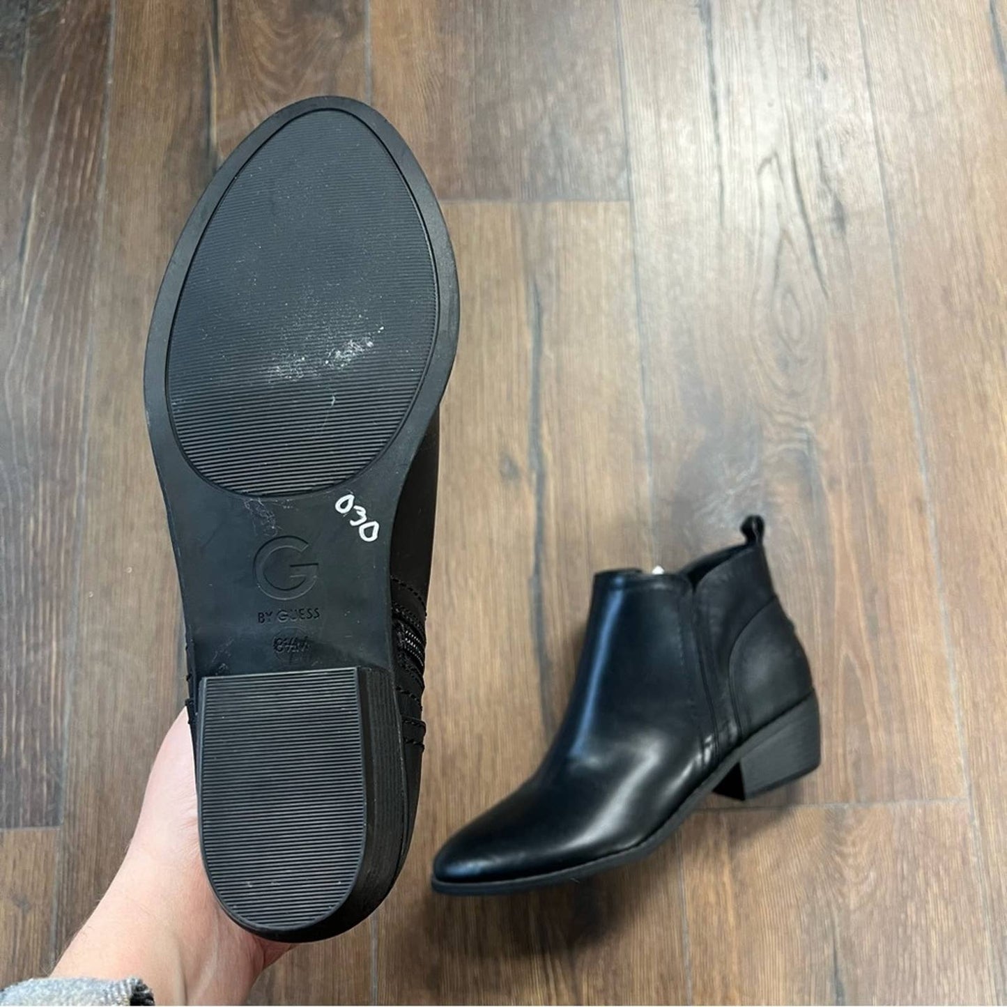 🆕 G by Guess black Tammie ankle boots SZ 8.5