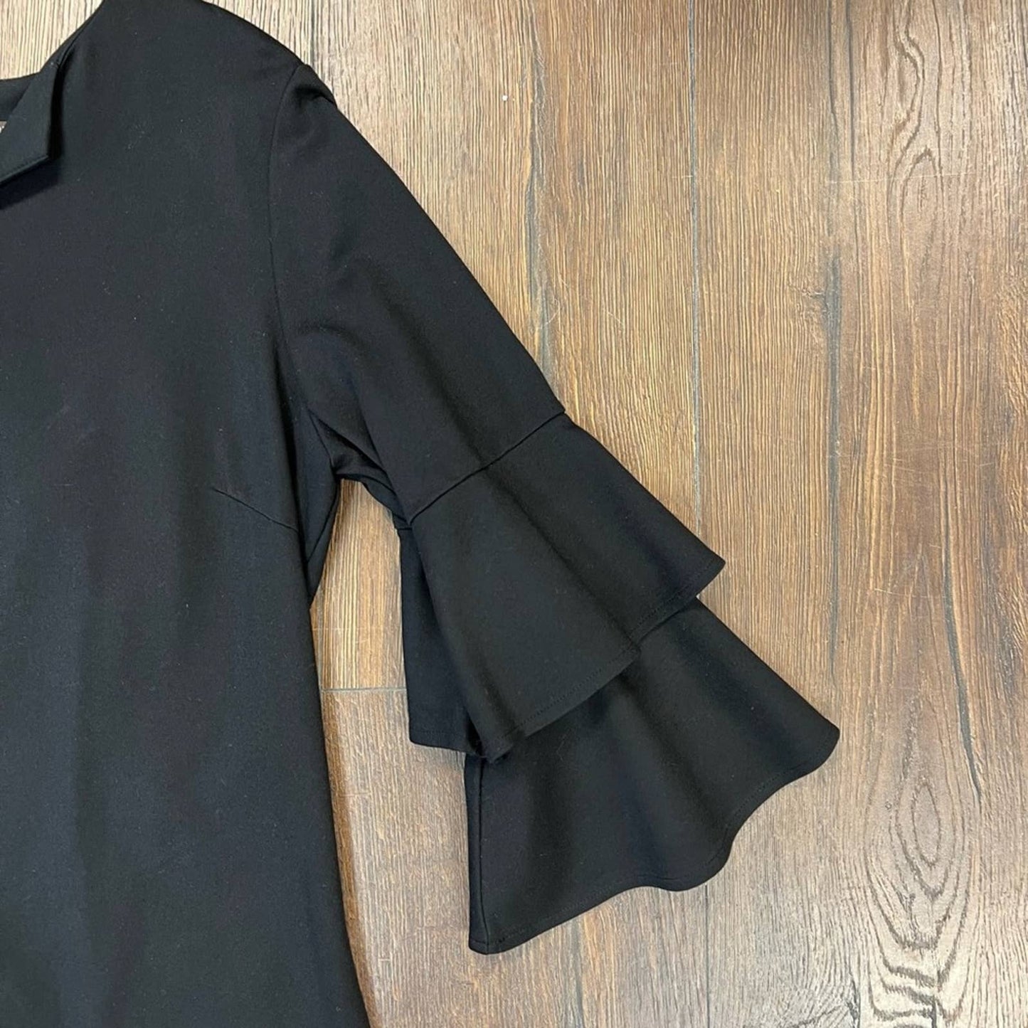 J. McLaughlin letty bell sleeve dress SZ MED
