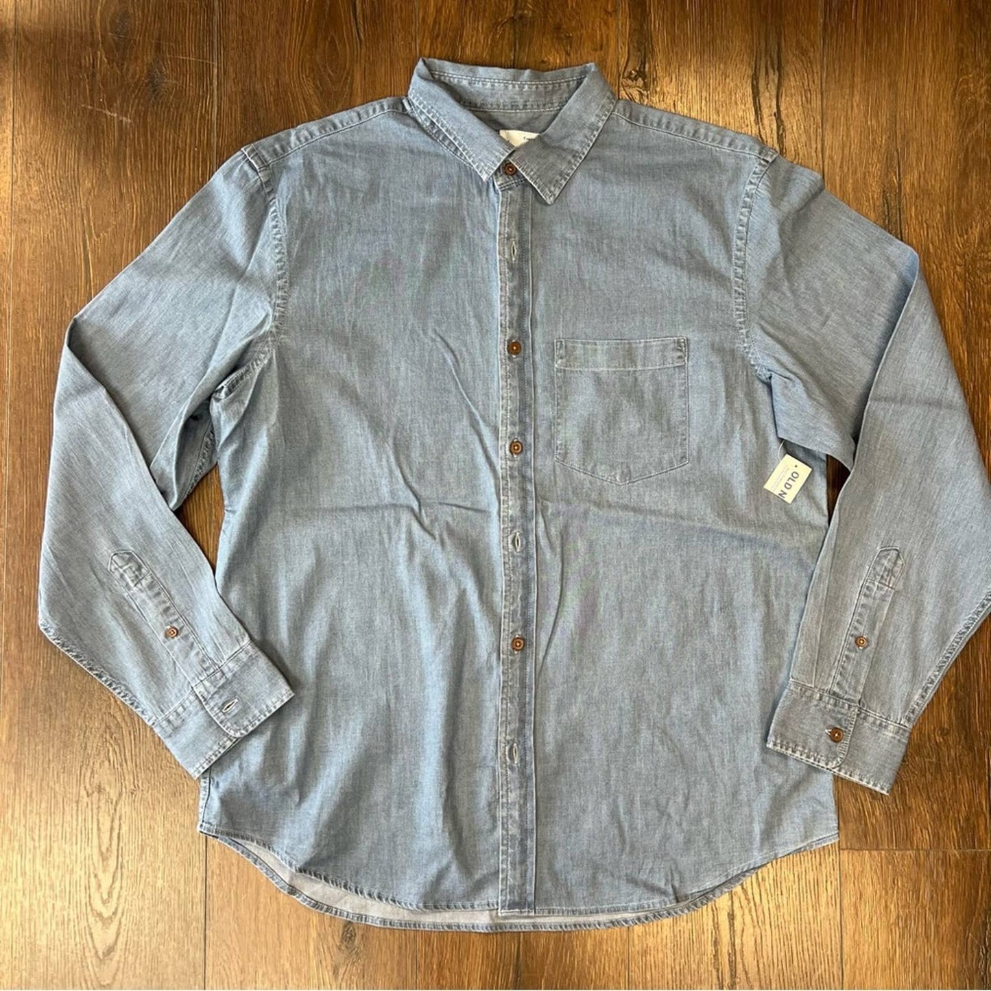 🆕 Old Navy everyday shirt relaxed fit buttondown SZ LG