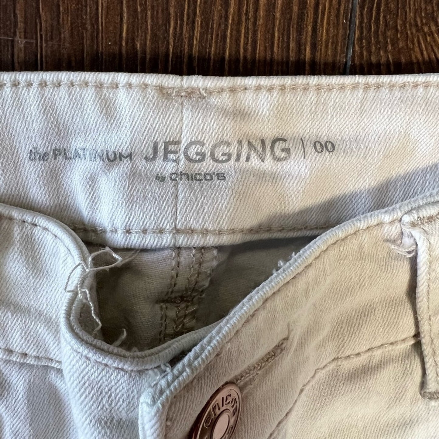 Chico’s Platinum Denim Jeggings In Cement SZ 00/2