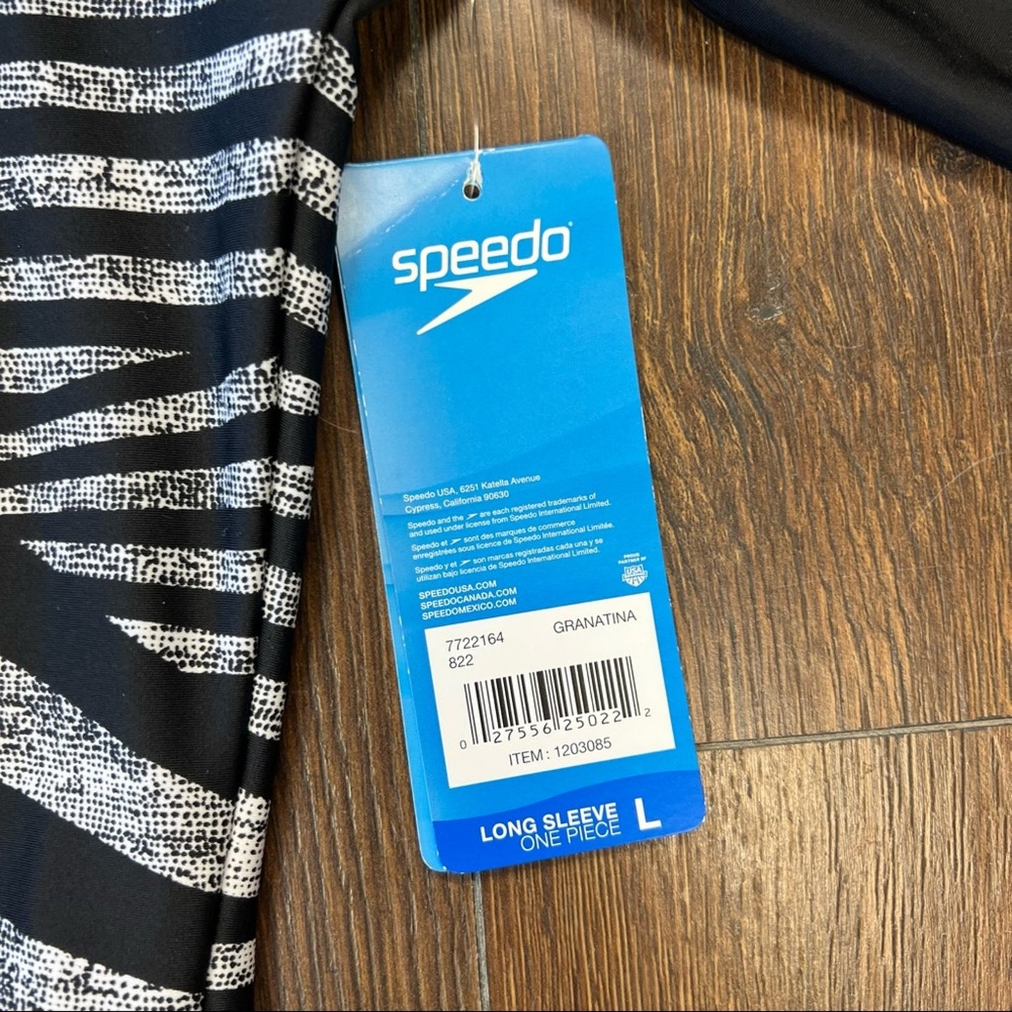 NWT speedo granatina one piece long sleeve swimsuit SZ LG
