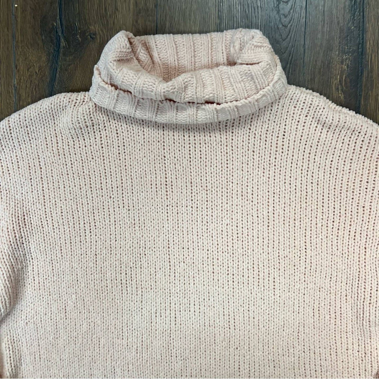 Aerie soft knit turtleneck sweater SZ MED