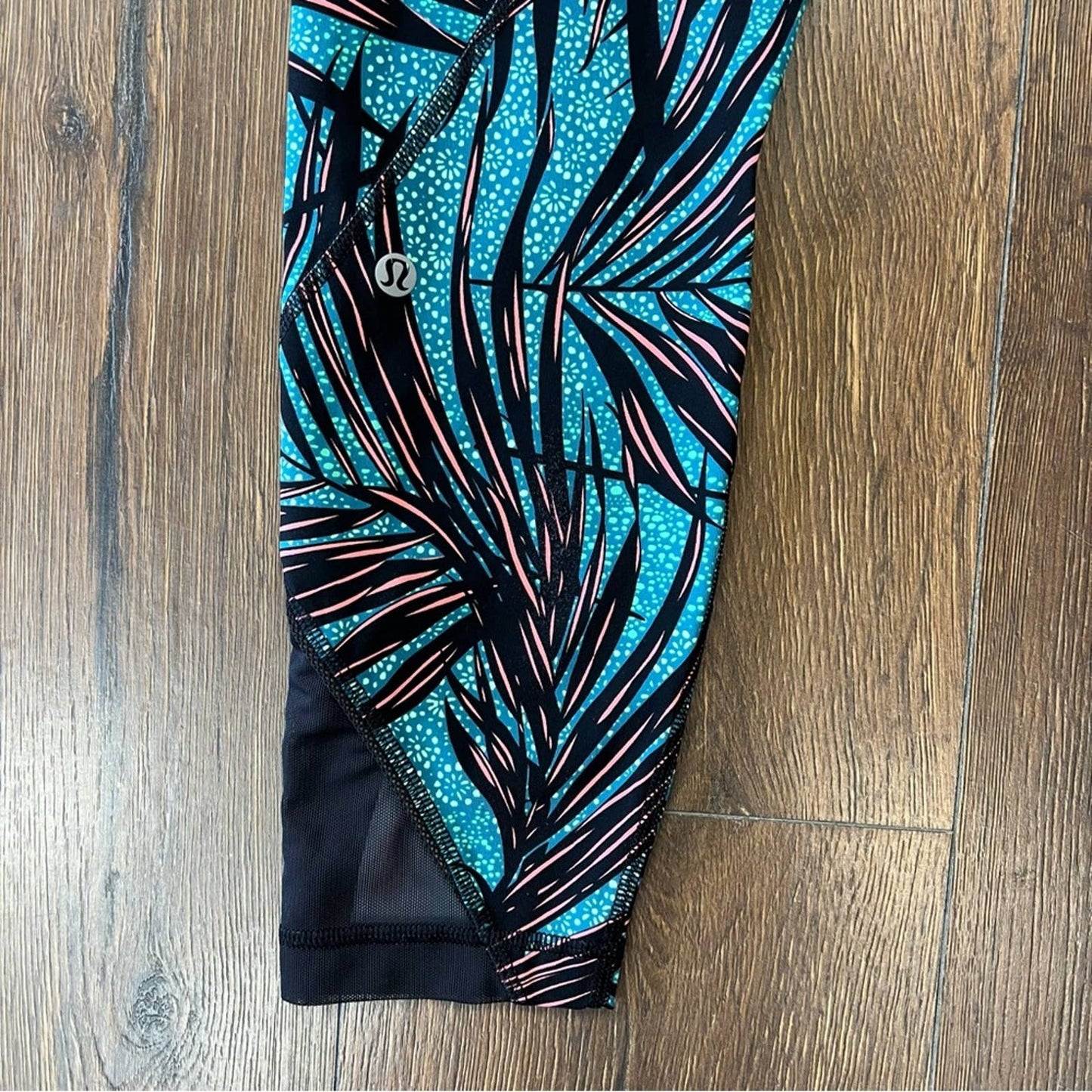 Lululemon Inspire Tight II Palm Lace Tofino Teal Multi SZ 8