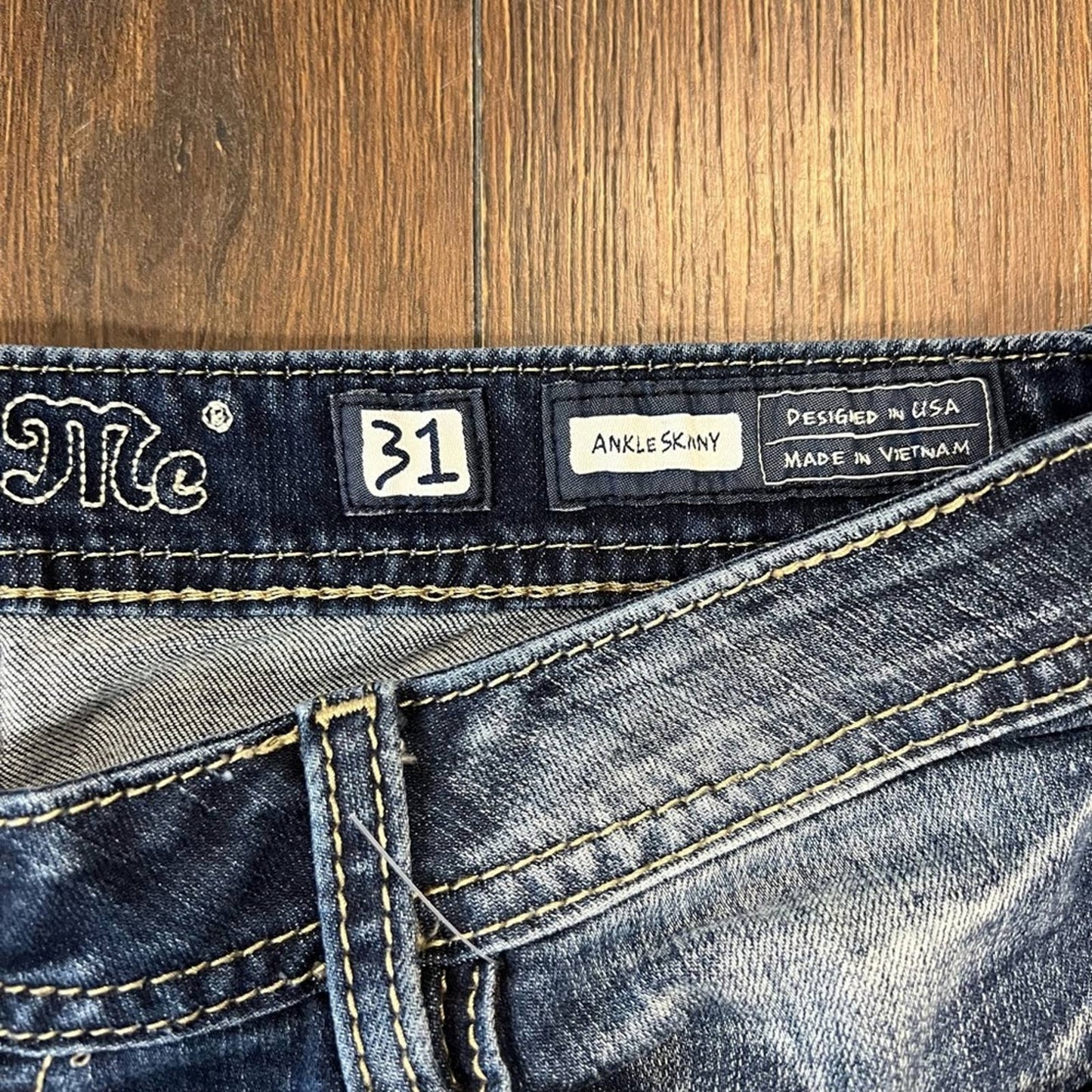 Miss Me ankle skinny Jeans SZ 31/12