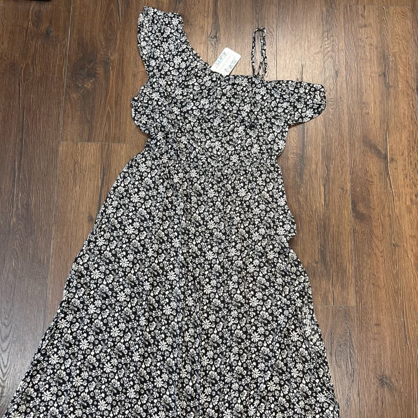 🆕 black and white maxi SZ LG