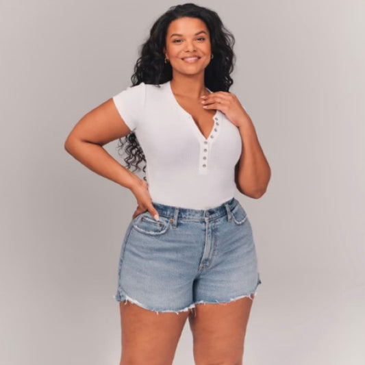 🆕 Abercrombie and Fitch curvy love Mid Rise Mom Short SZ 35/20