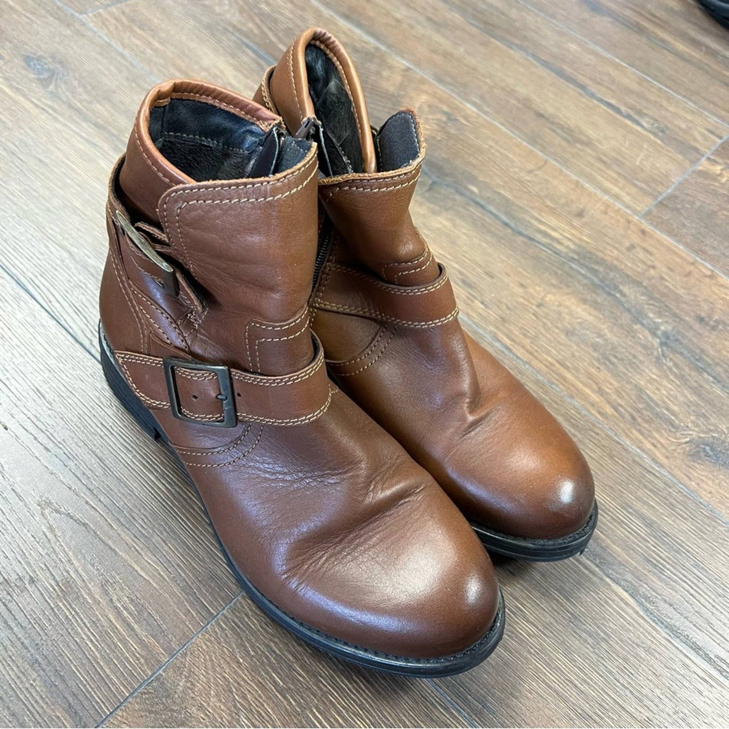 Eric Michael Sasha ankle boots SZ 39/8.5