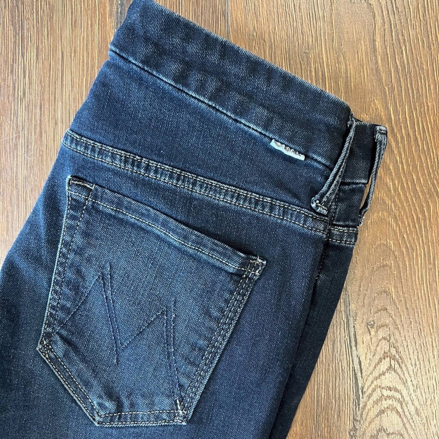 Mother high waisted looker Jeans SZ 28/6