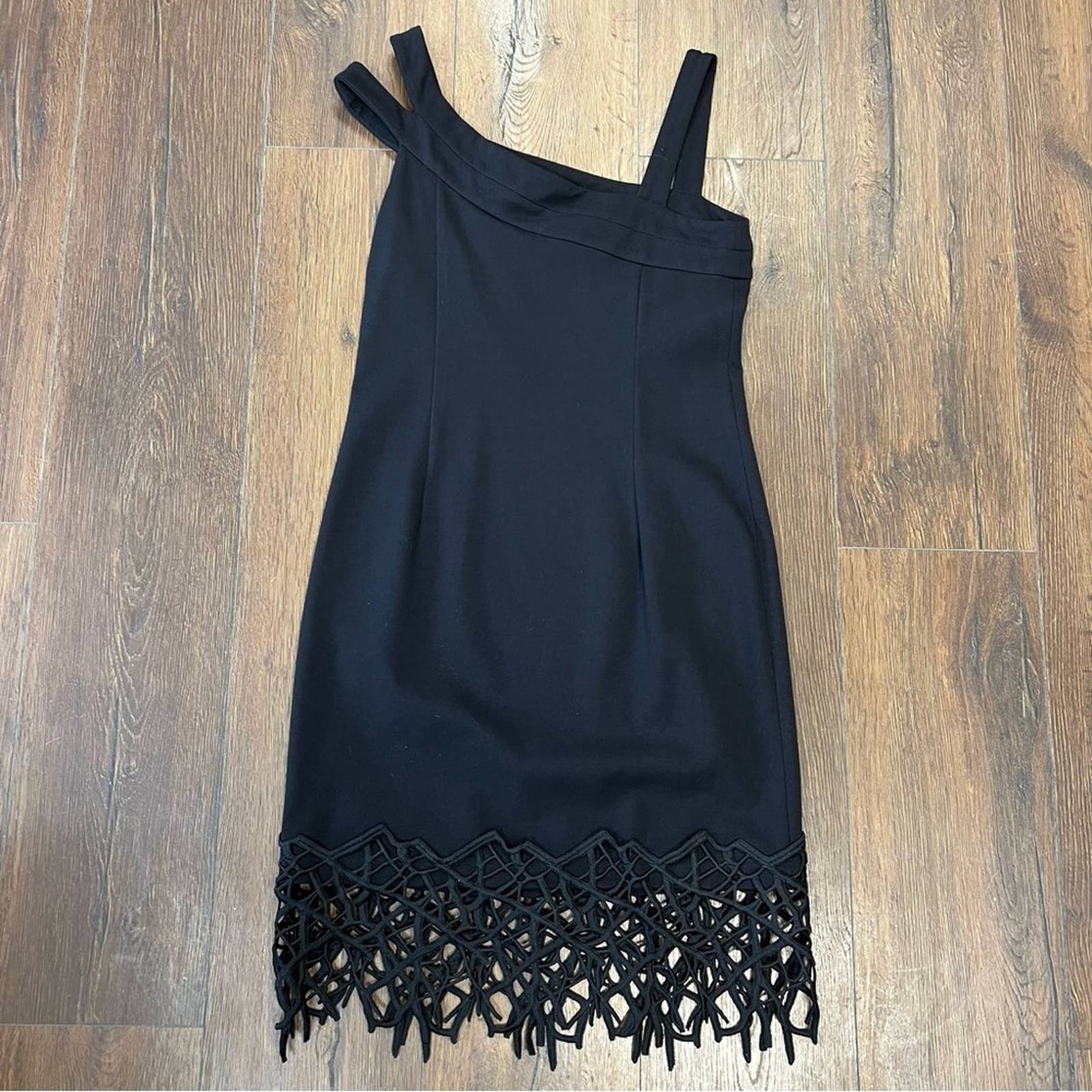 Minan Wong black abstract cocktail dress SZ 6