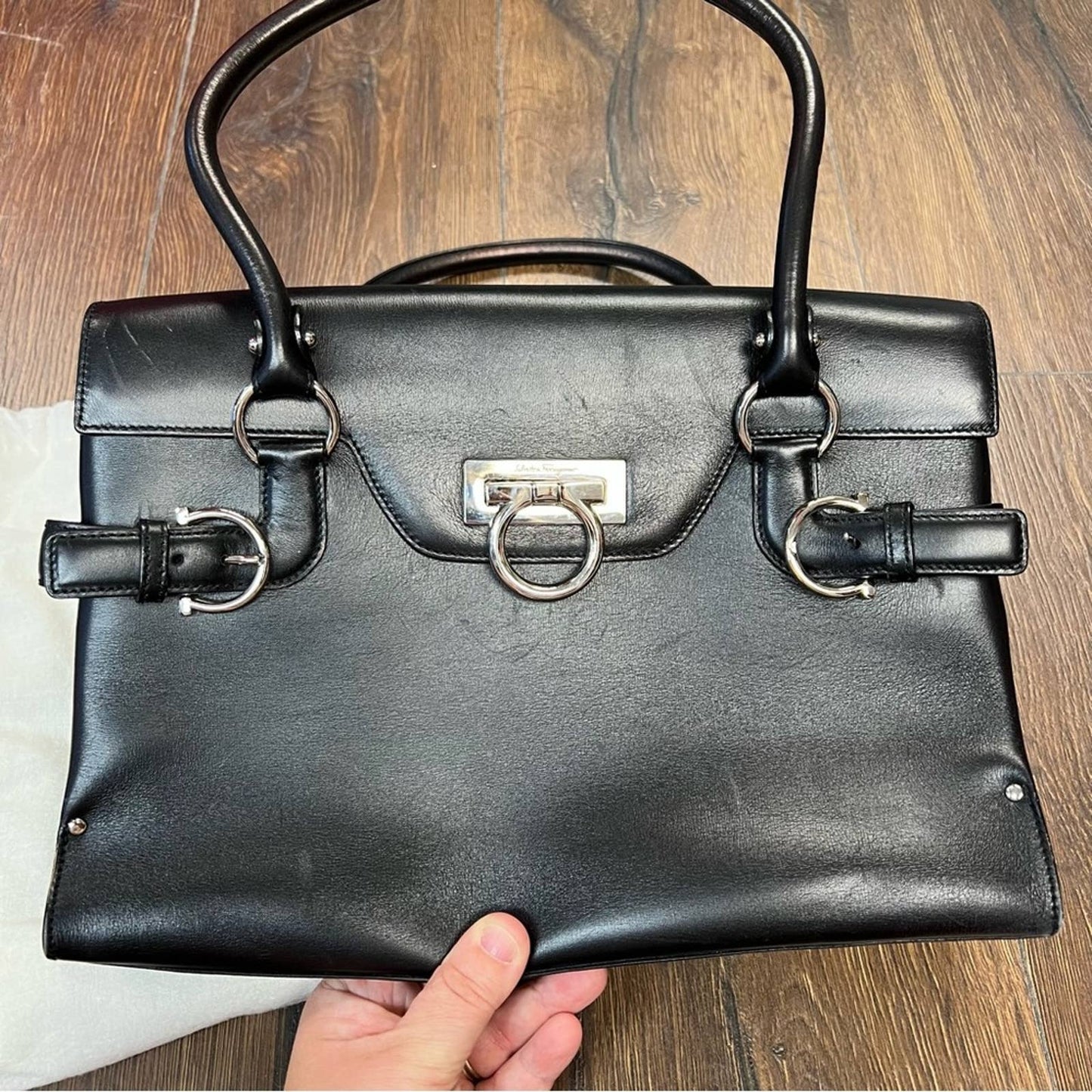 Salvatore Ferregamo Nappa leather Virna handbag