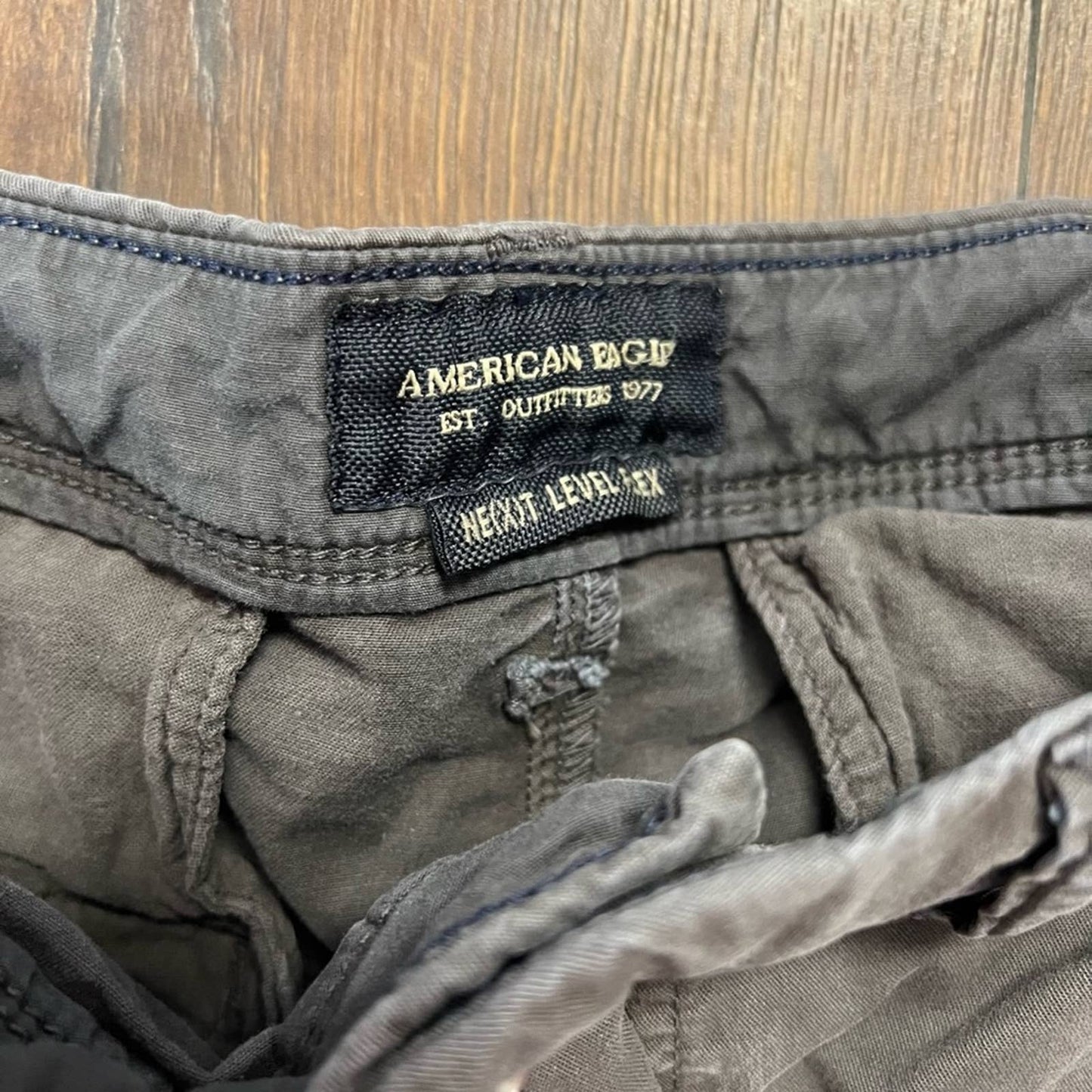 American Eagle cargo next level flex short SZ 31