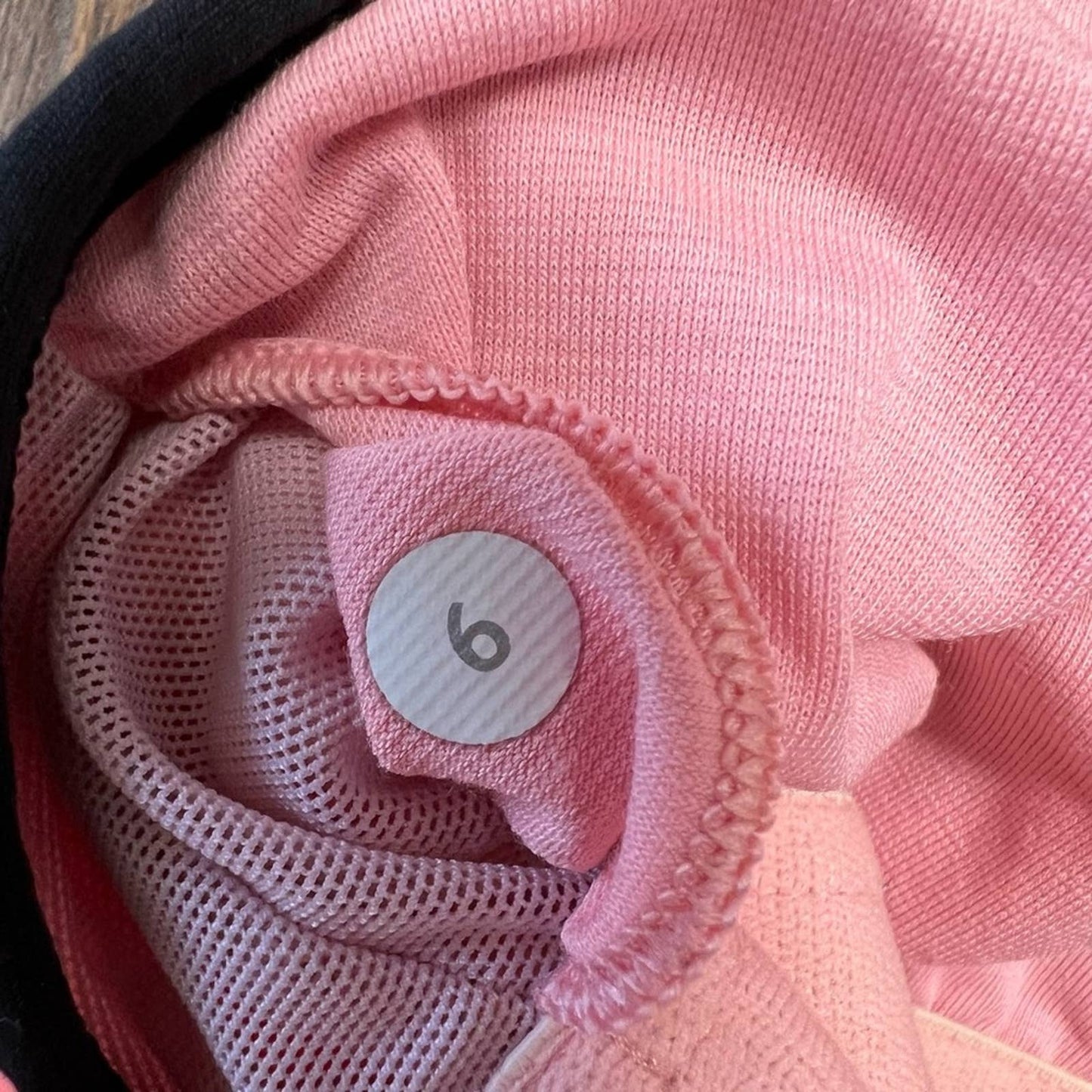 Lululemon racerback tank SZ 6