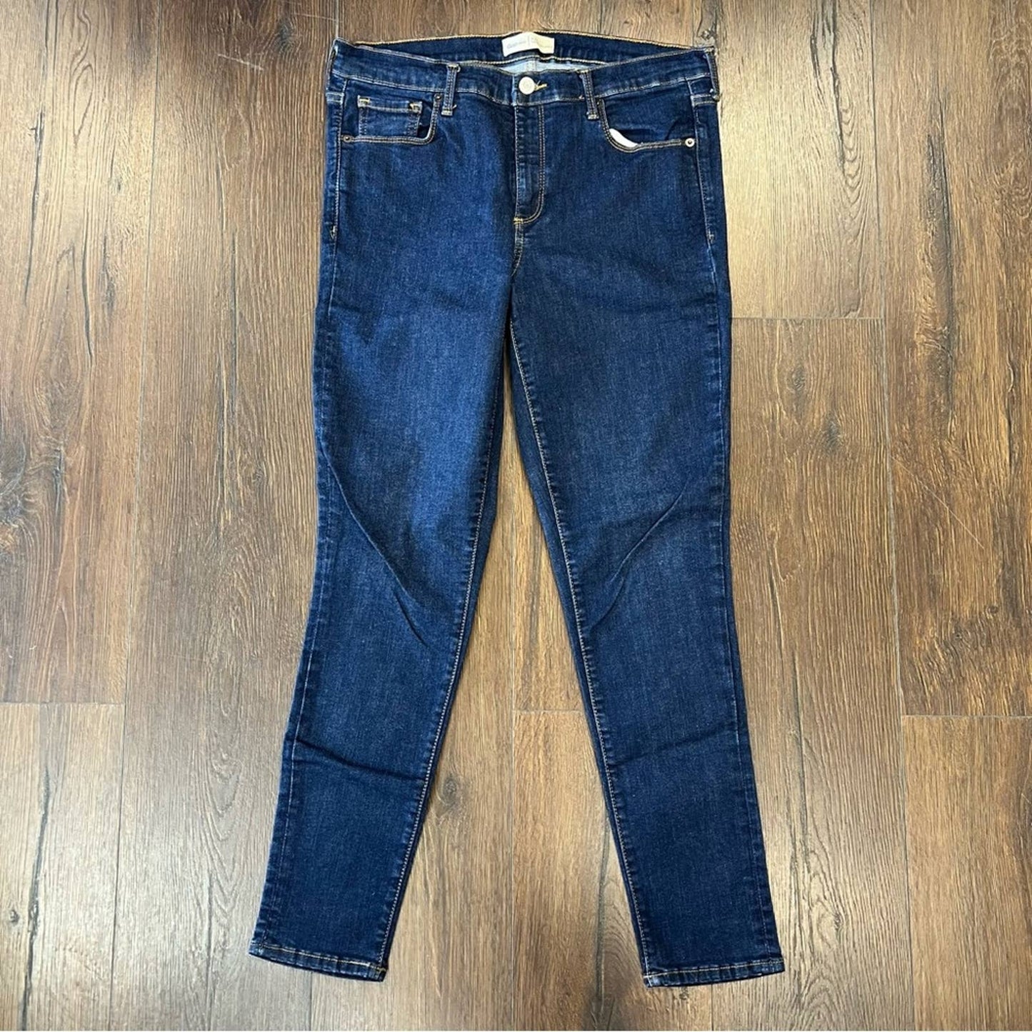 Gap true skinny sculpt jeans SZ 31/10R