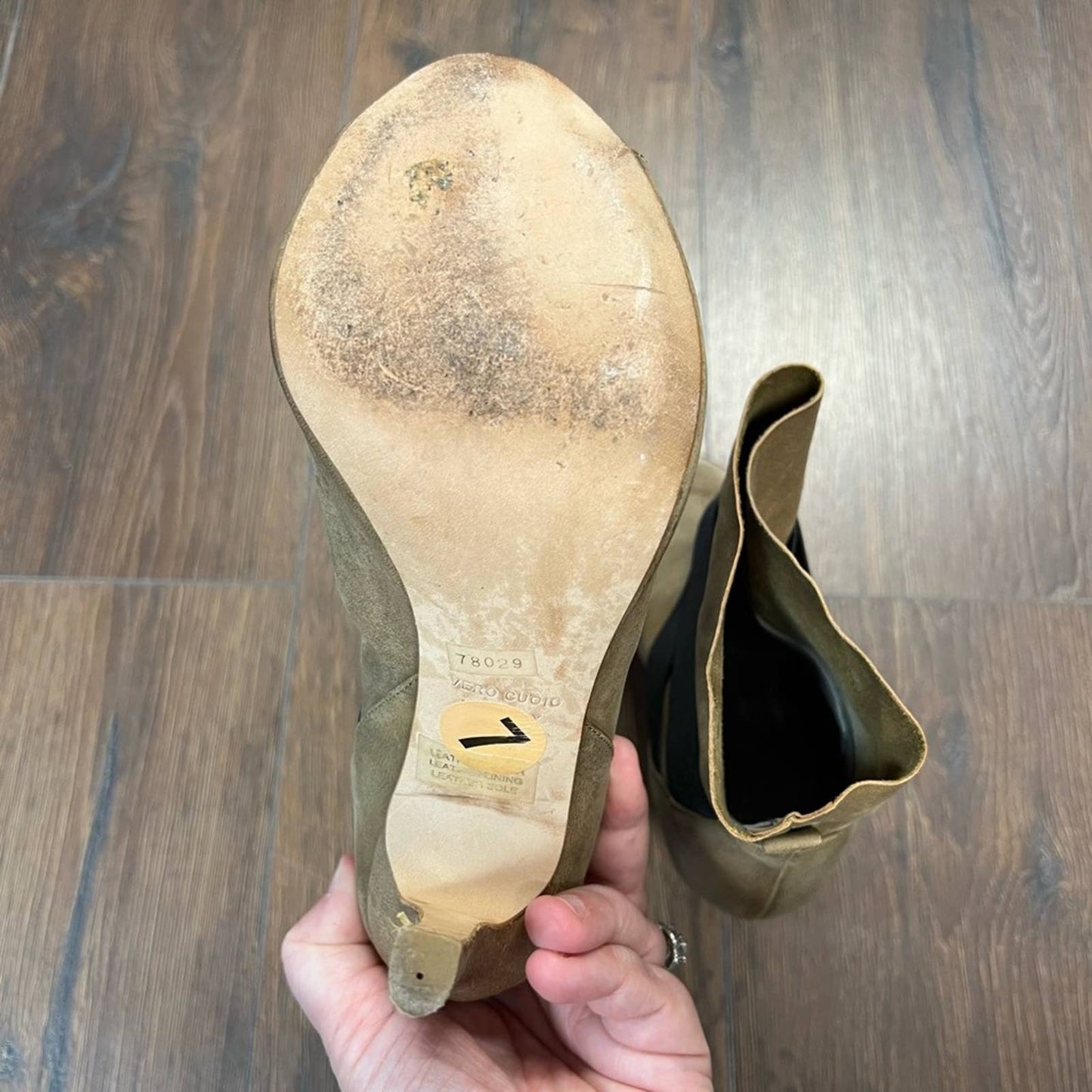 Vero Cuoio open toed heeled bootie SZ 7