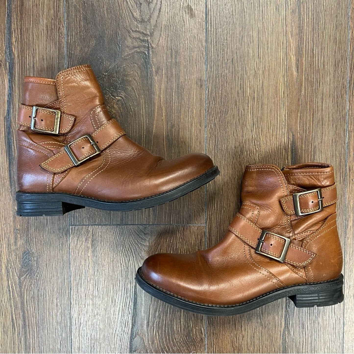 Eric Michael Sasha ankle boots SZ 39/8.5