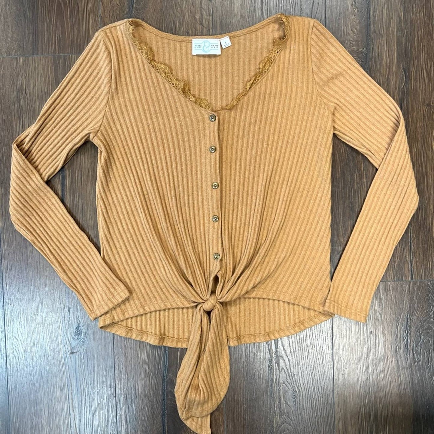 Jun & ivory mustard ribbed top SZ SM