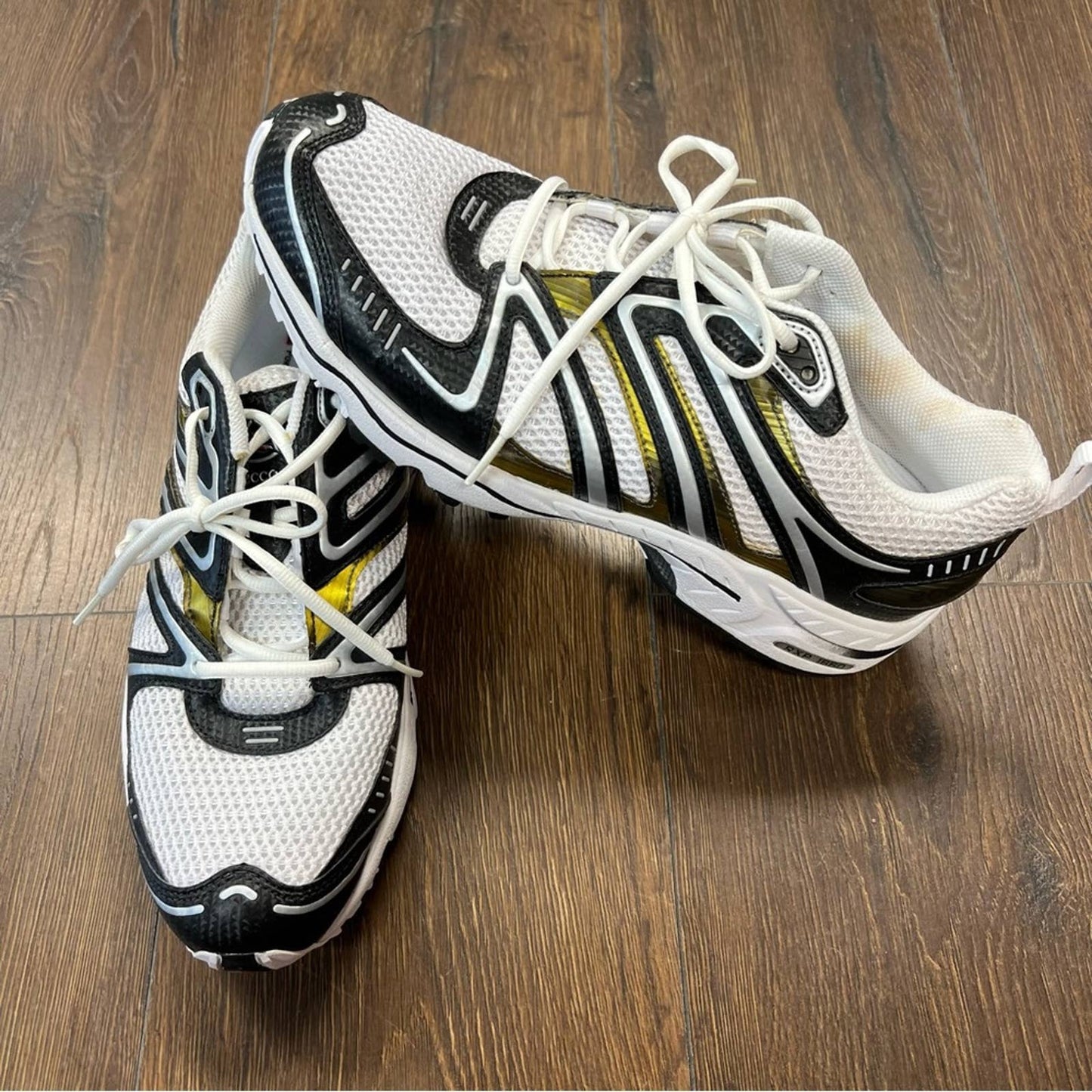 ECCO Women's XP 1660 Running Shoe, Black/White/Yellow SZ 9/9.5