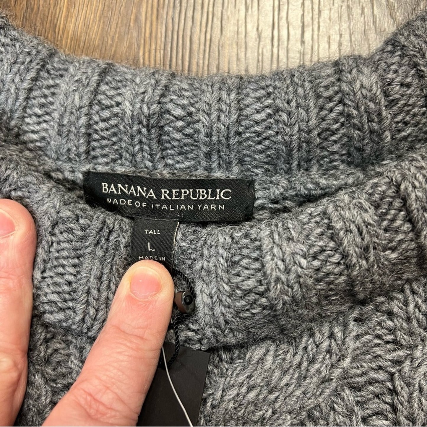 NEW Banana Republic Italian yarn cable knit sweater SZ LG Tall