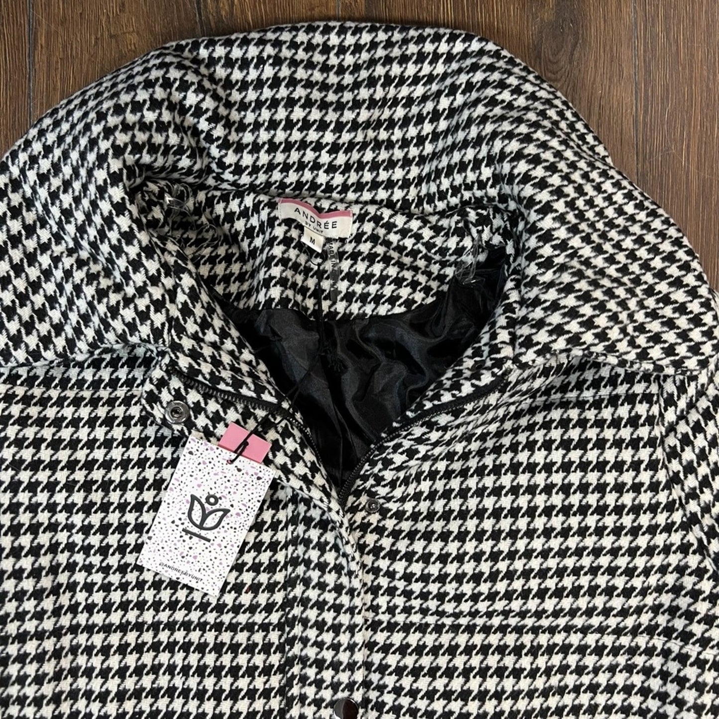 🆕 Andree by unit checkered houndstooth puffer coat SZ MED