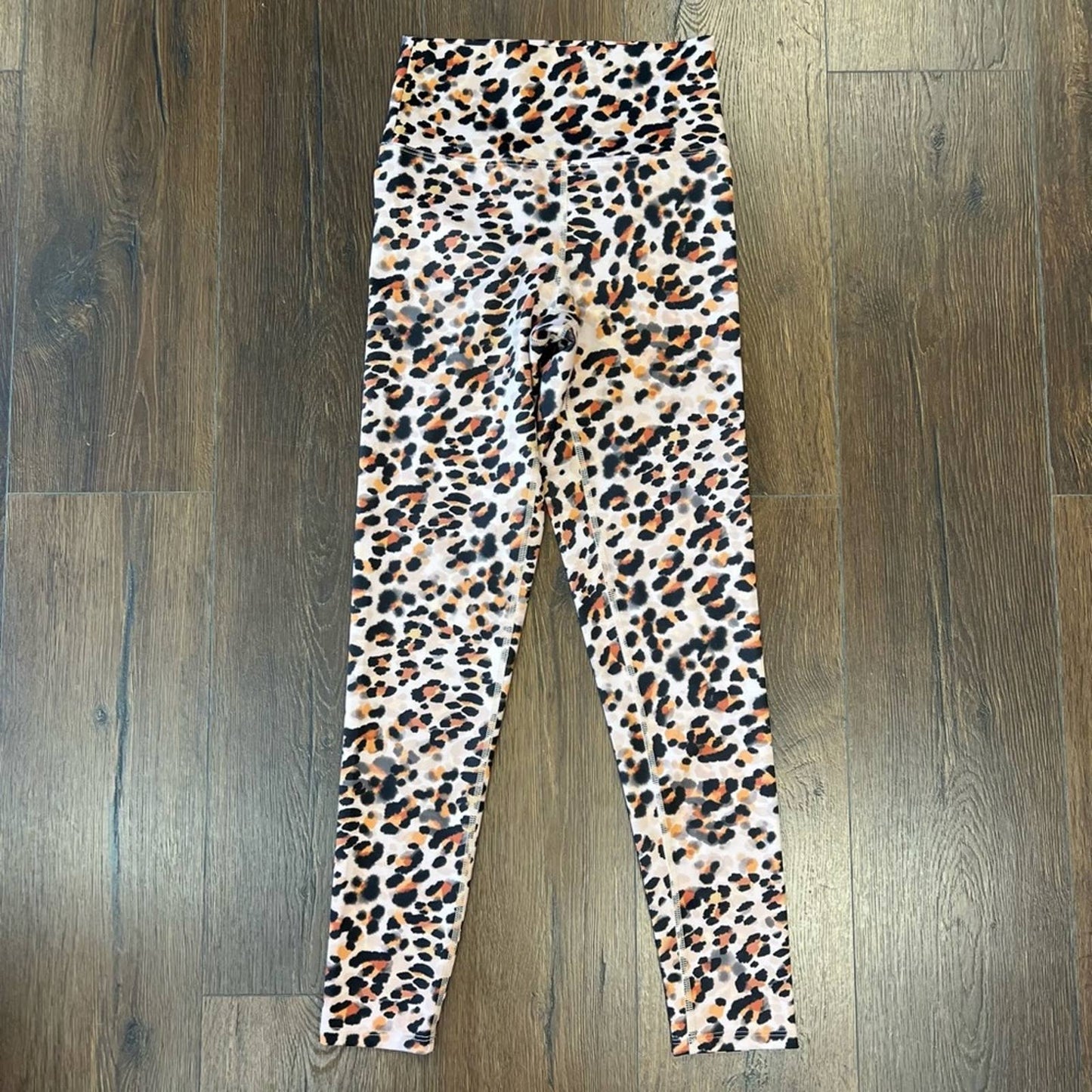 Beach riot Piper Legging Watercolor Leopard SZ MED