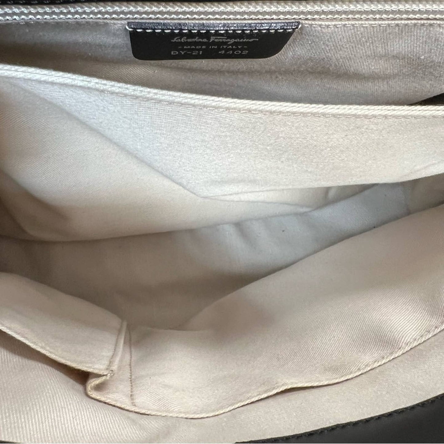Salvatore Ferregamo Nappa leather Virna handbag