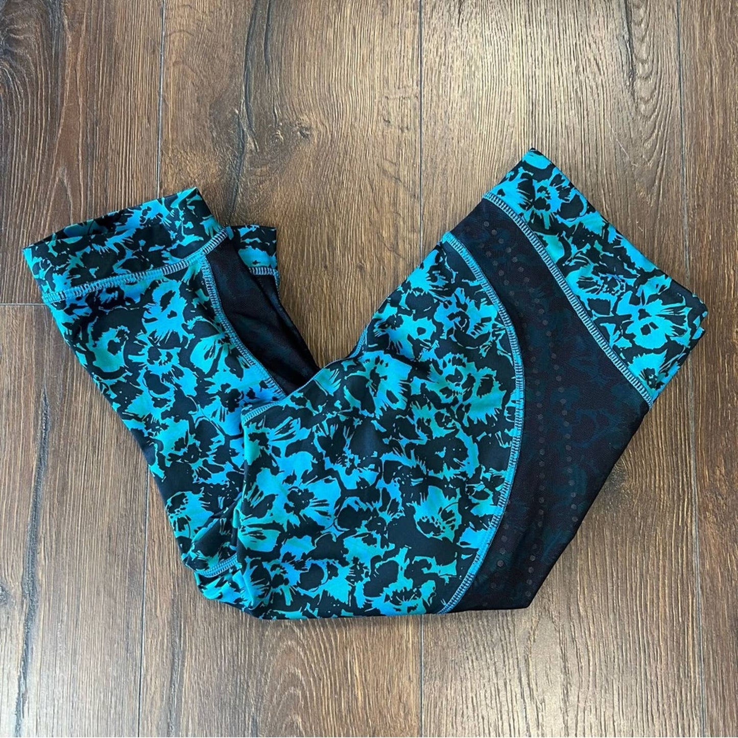 Lululemon Stop At Nothing Crop Leggings Fleur Sombre Kayak Blue Dragonfly SZ 8