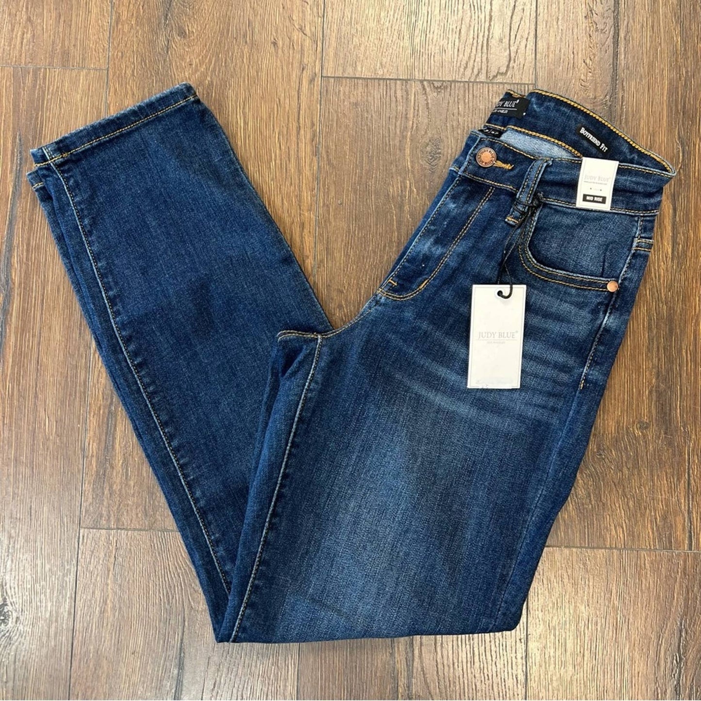 🆕 Judy Blue mid rise convince your Boyfriend Jeans SZ 1/25