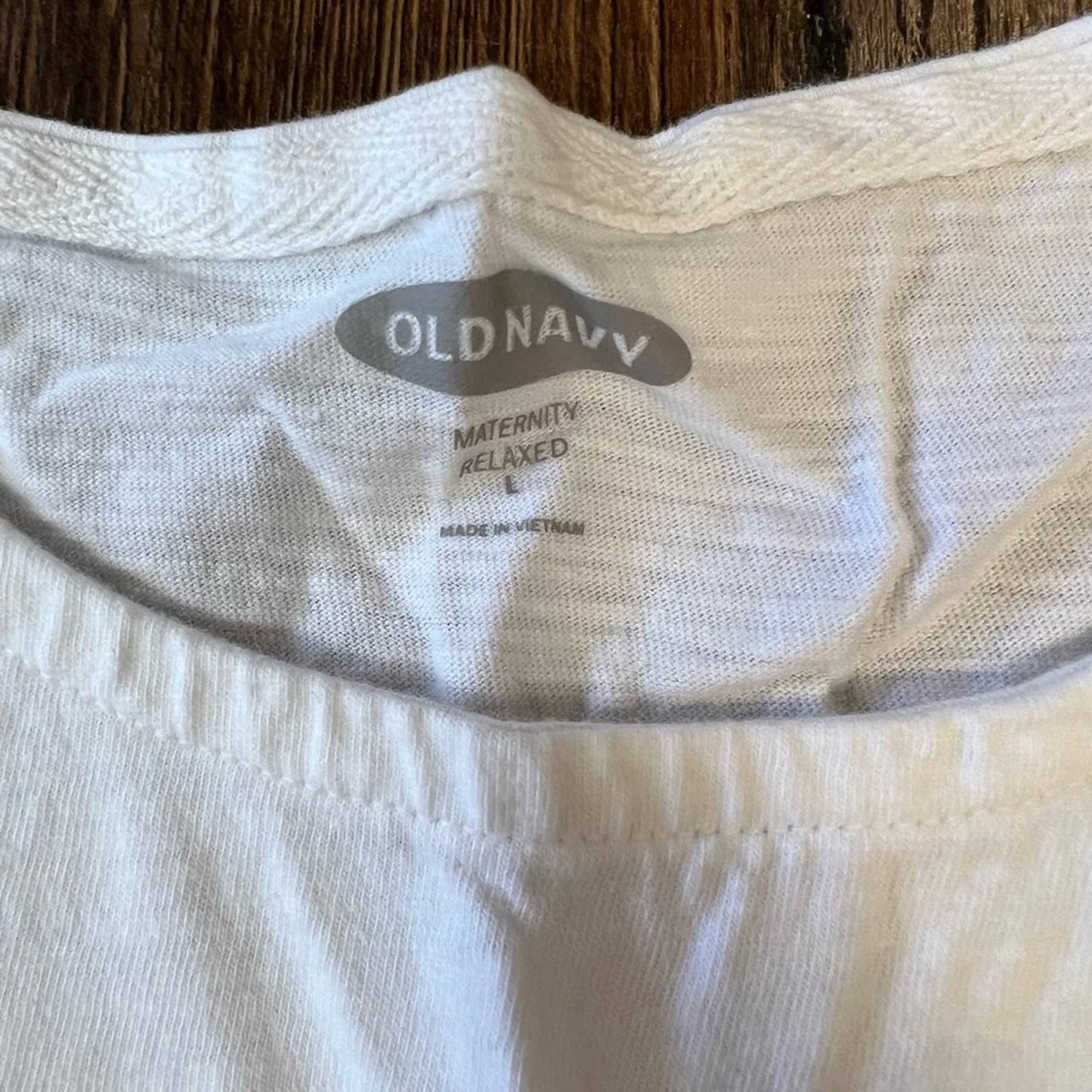 Old navy maternity shirt SZ LG