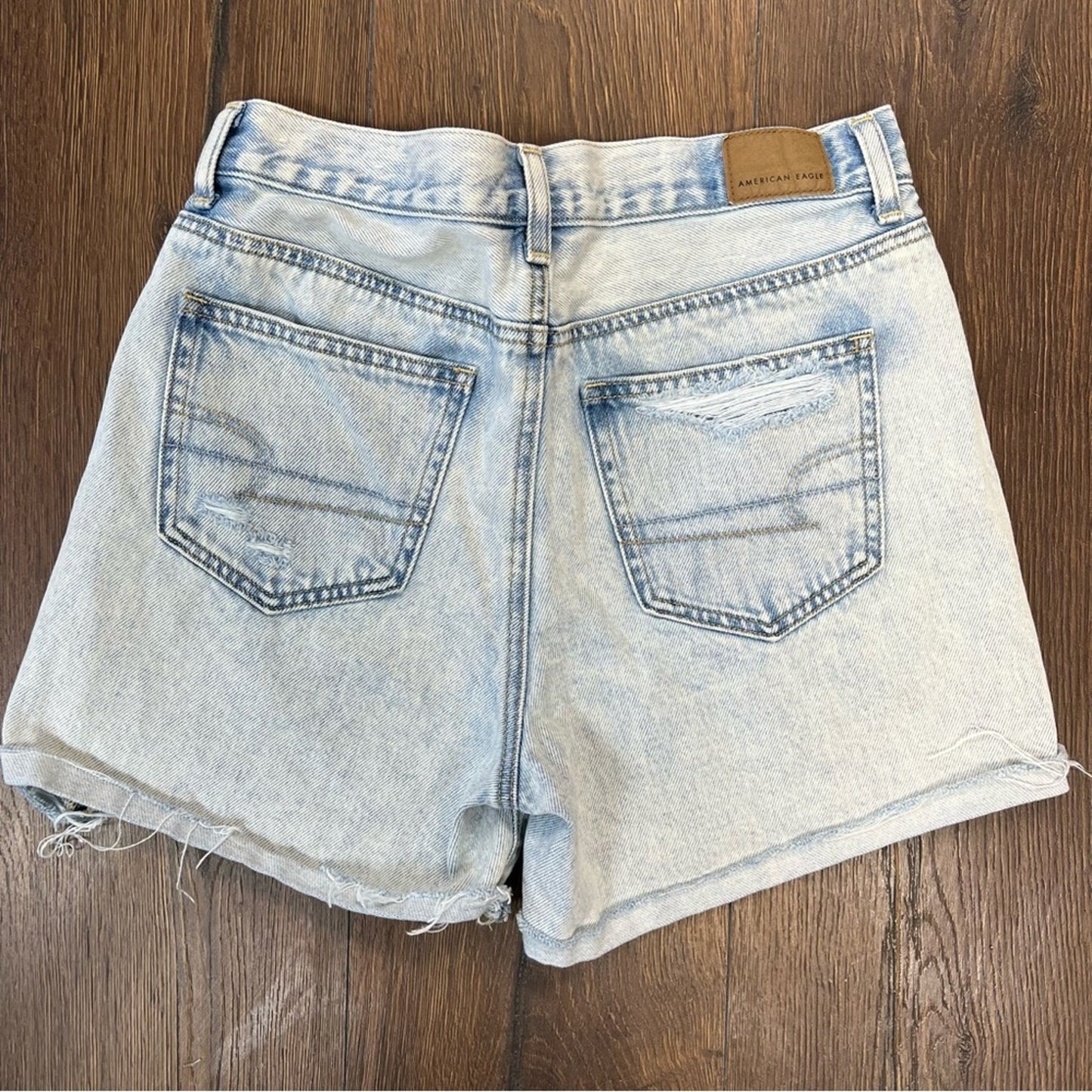 American Eagle mom shorts SZ 2