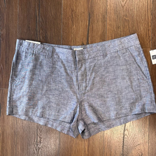 🆕 Gap 3” city shorts SZ 18