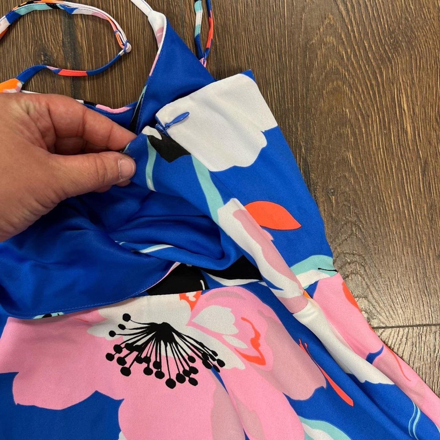 Express floral dress SZ MED