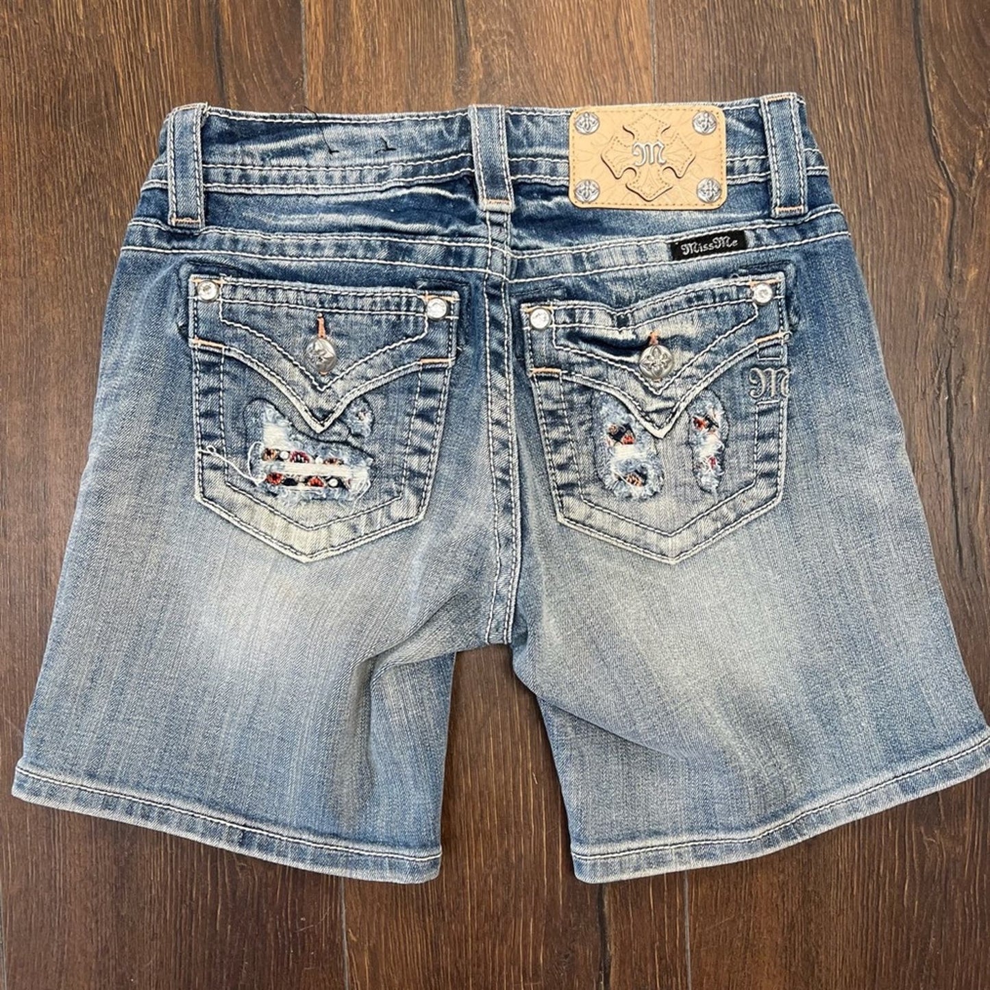 Miss me shorts SZ 26/2