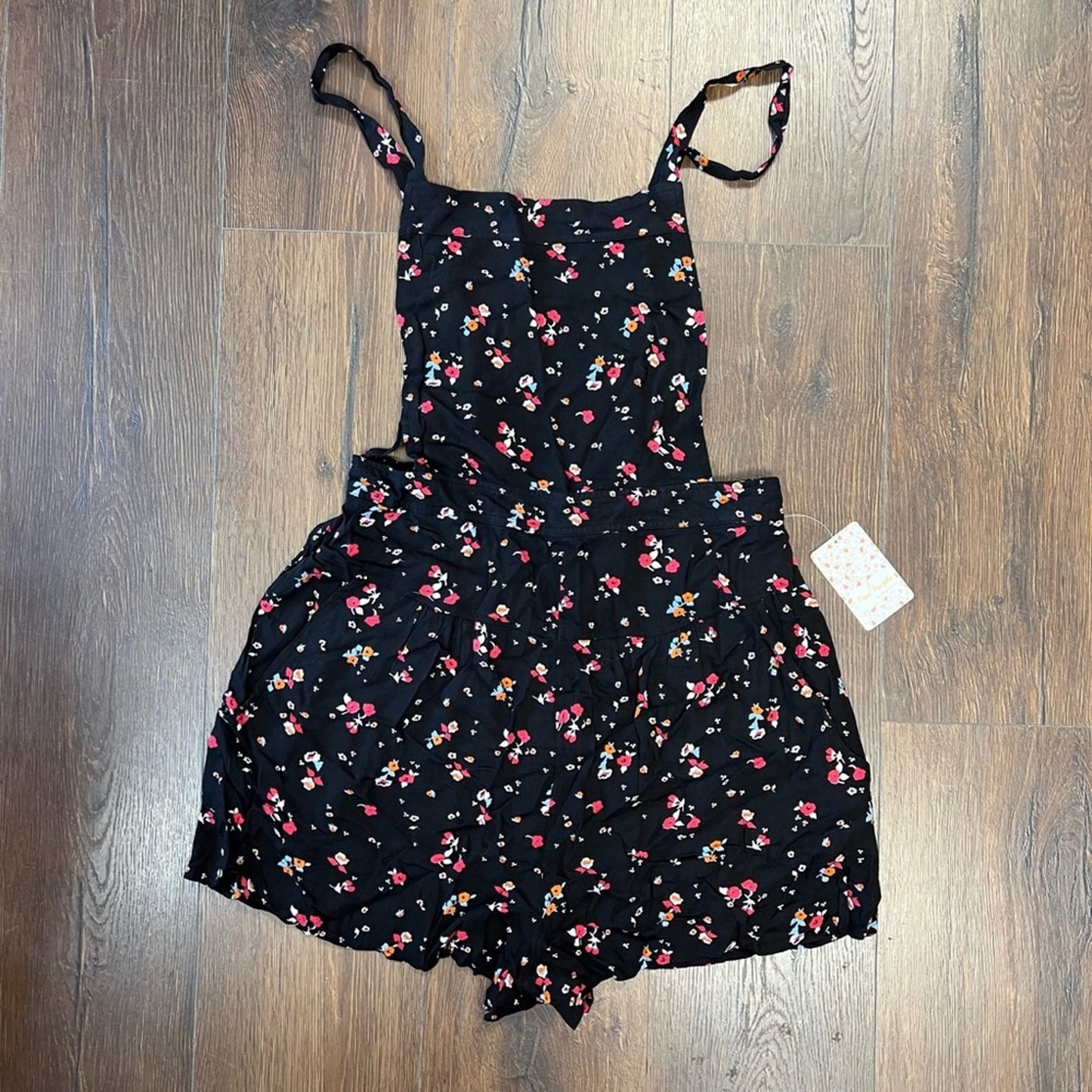 🆕 Free People sweet in the street overall short SZ LG